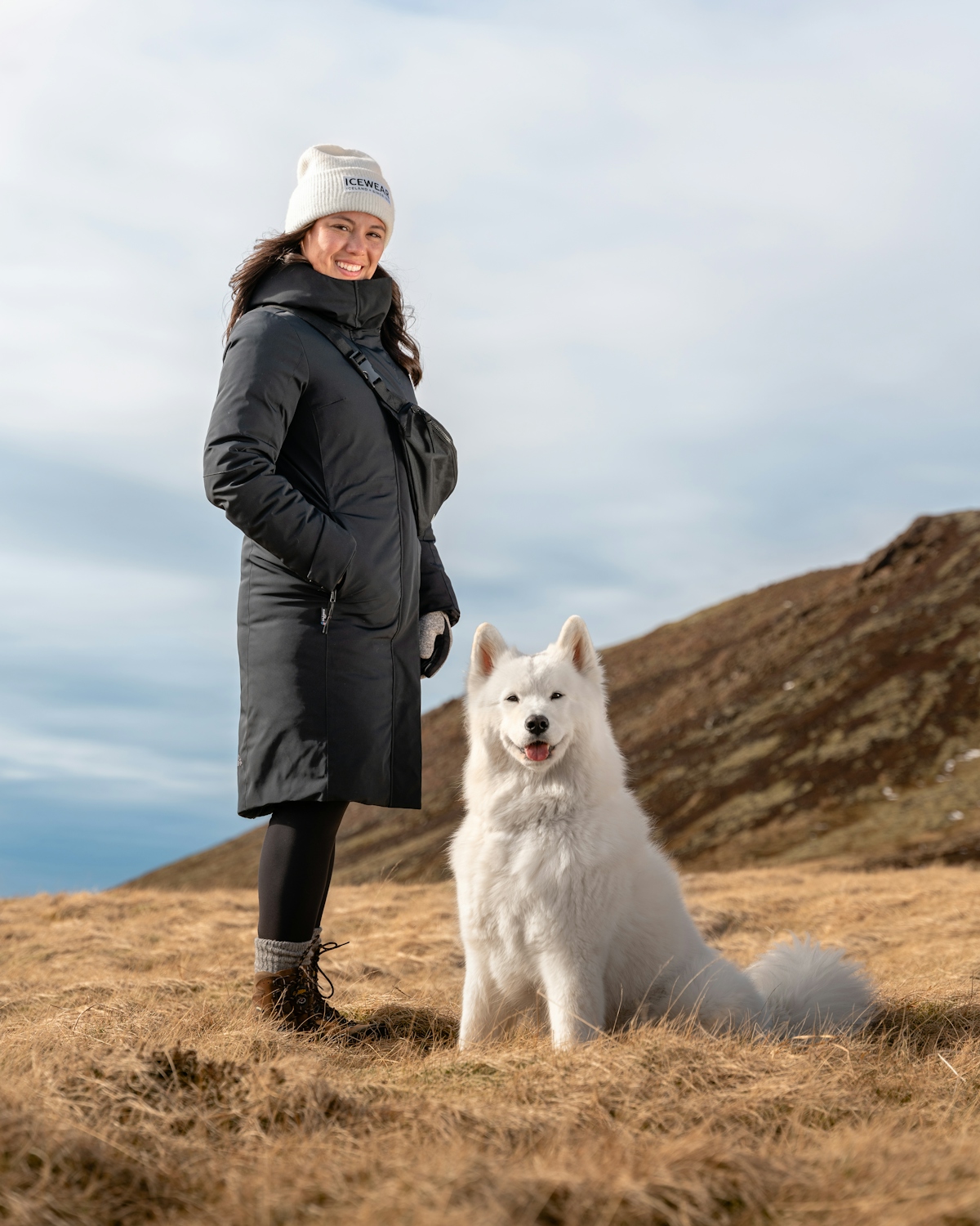 iceland-woman-dog-black-wintercoat_14.jpeg