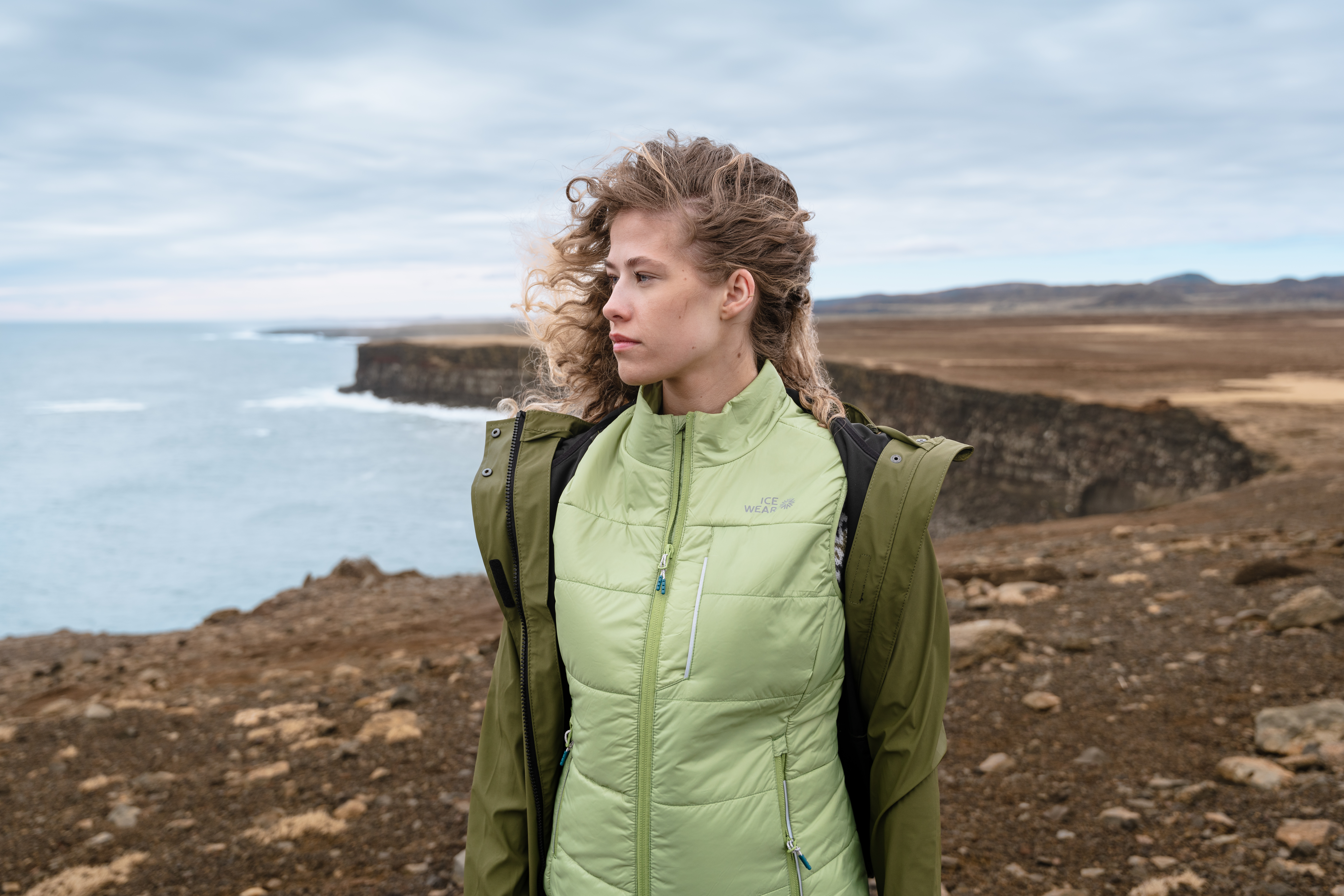 KRÍA Ecodown® vesti í kvennasniði