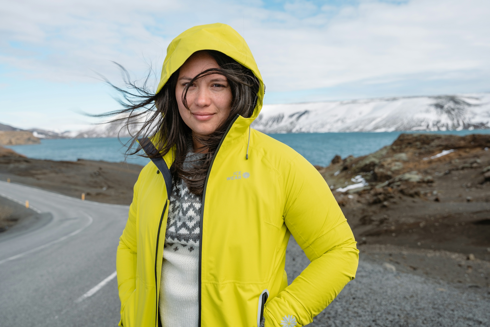 iceland-2-woman-yellow-jacket_55.jpeg