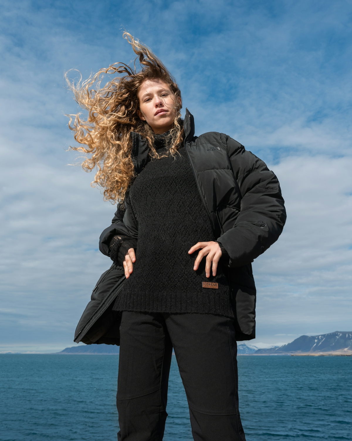 iceland-3-woman-black-wool-sweater_46.jpeg