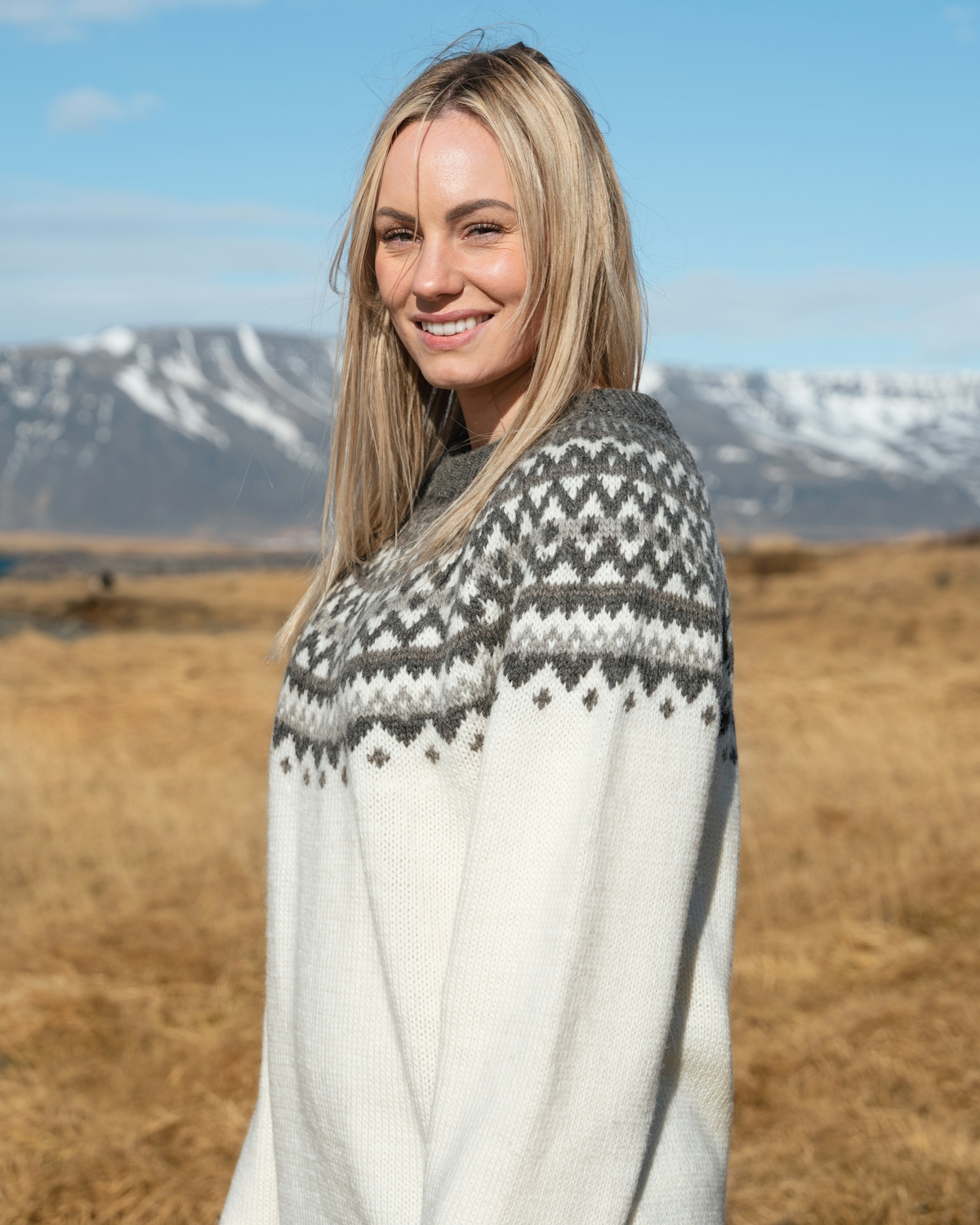 iceland-white-traditional-wool-sweater_65.jpeg