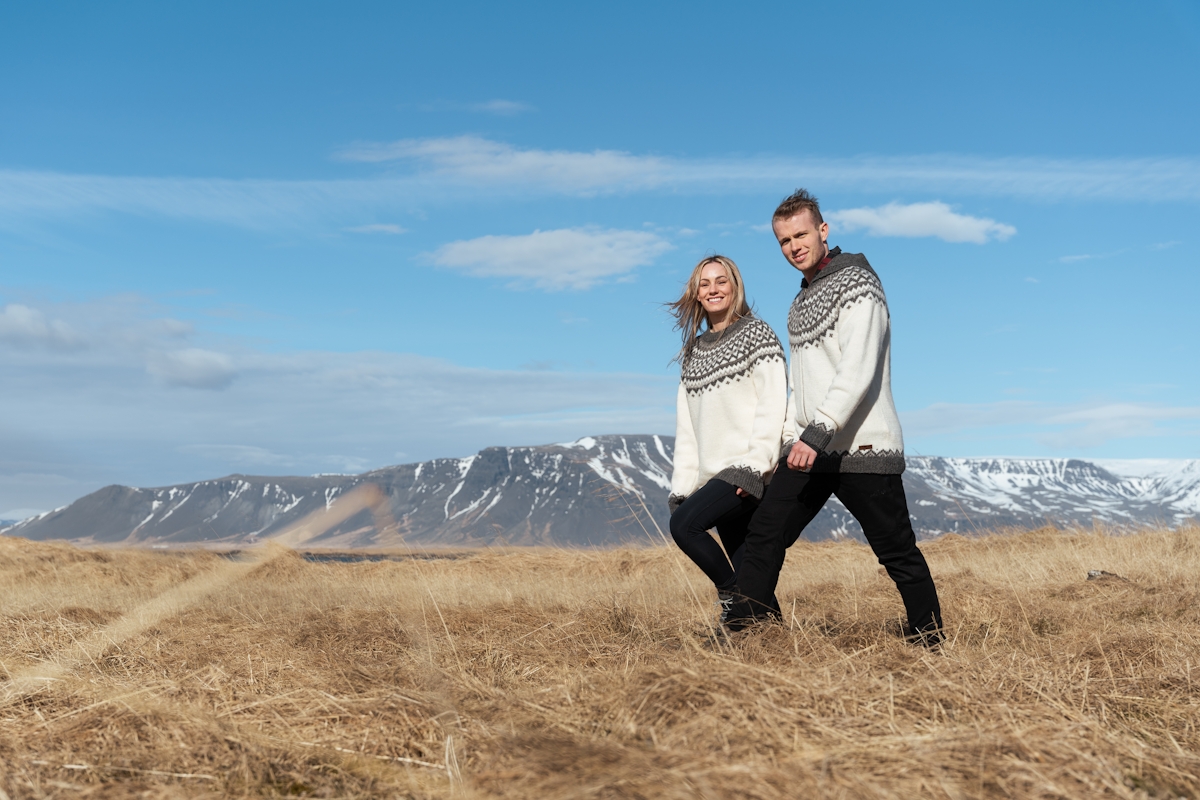 iceland-white-traditional-wool-sweater_63.jpeg
