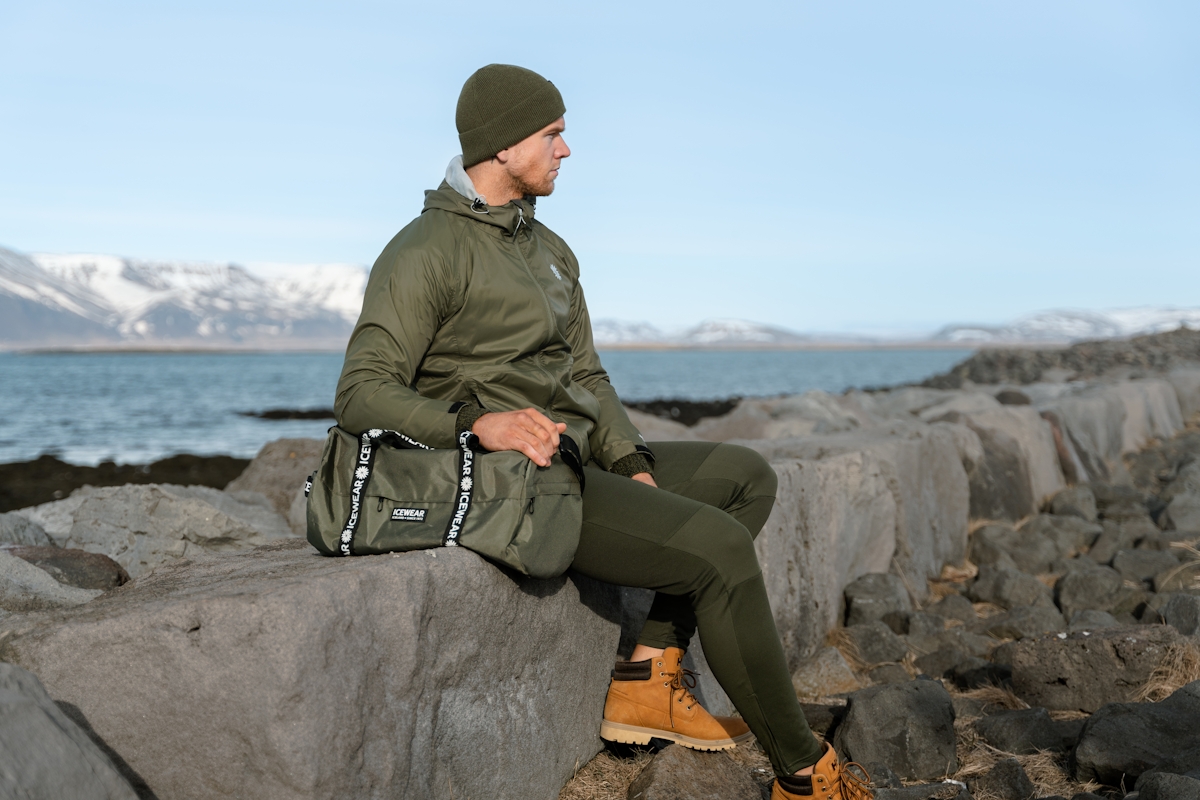 iceland-green-outdoor-clothing-man_68.jpeg