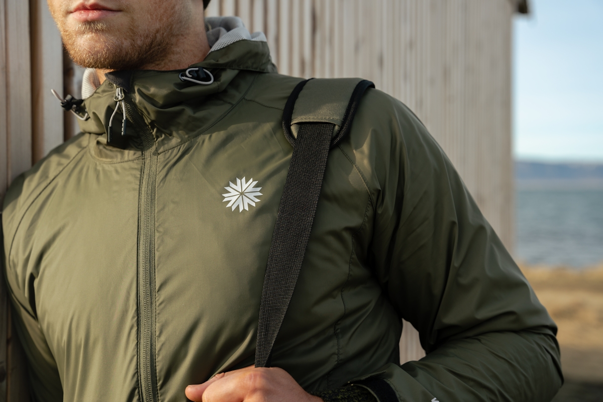 iceland-green-outdoor-clothing-man_70.jpeg