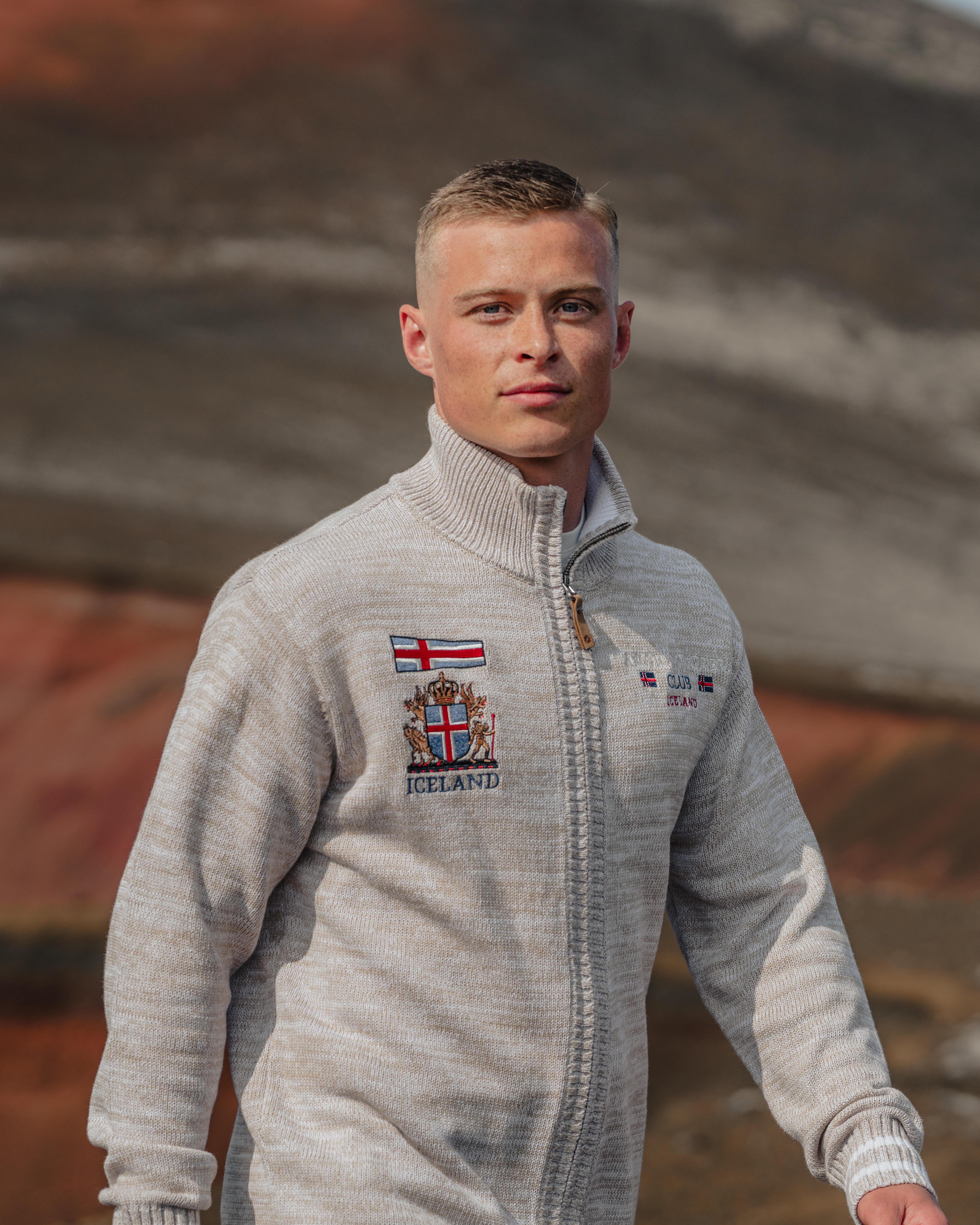 Thor Pull avec drapeau islandais