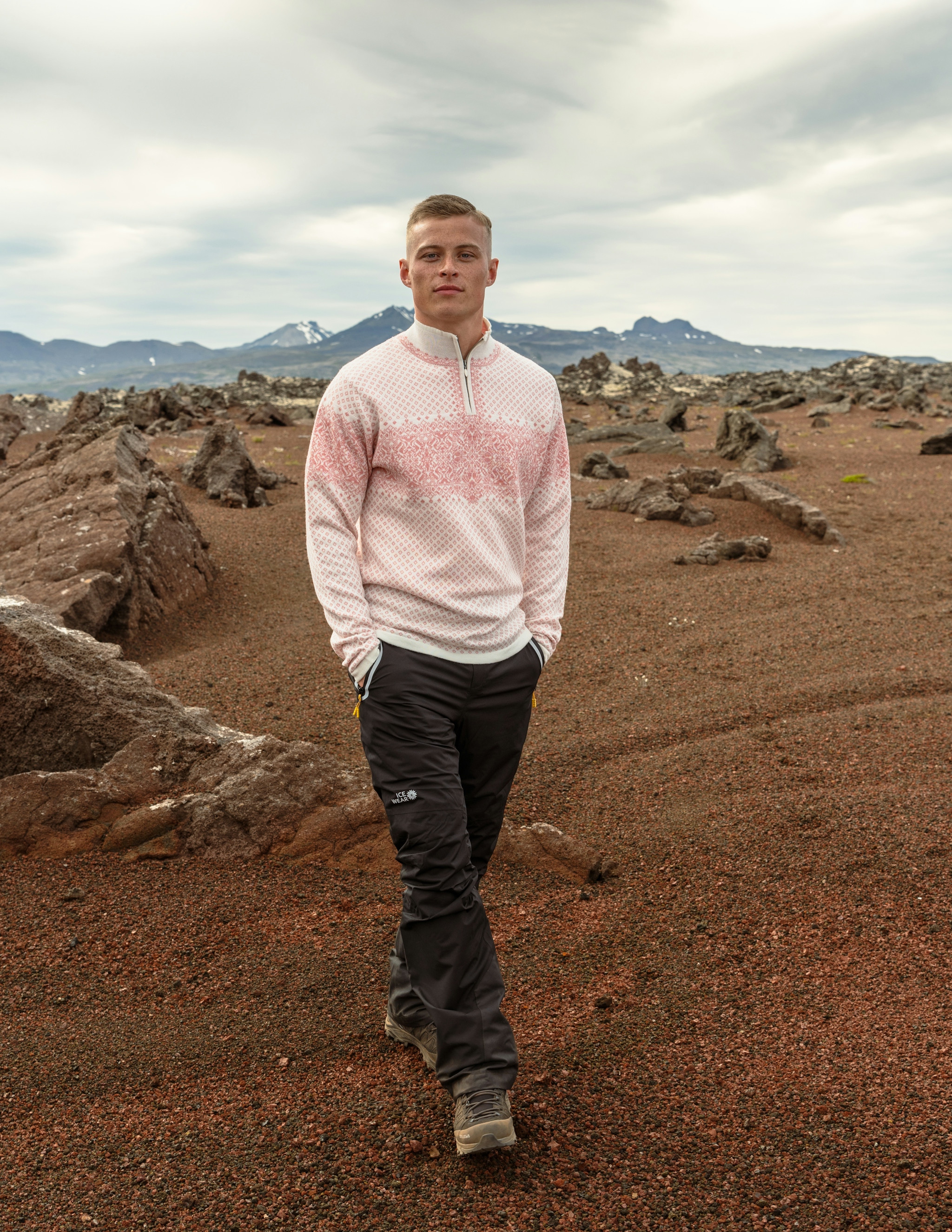 iceland-man-pink-nordic-sweater_190.jpeg