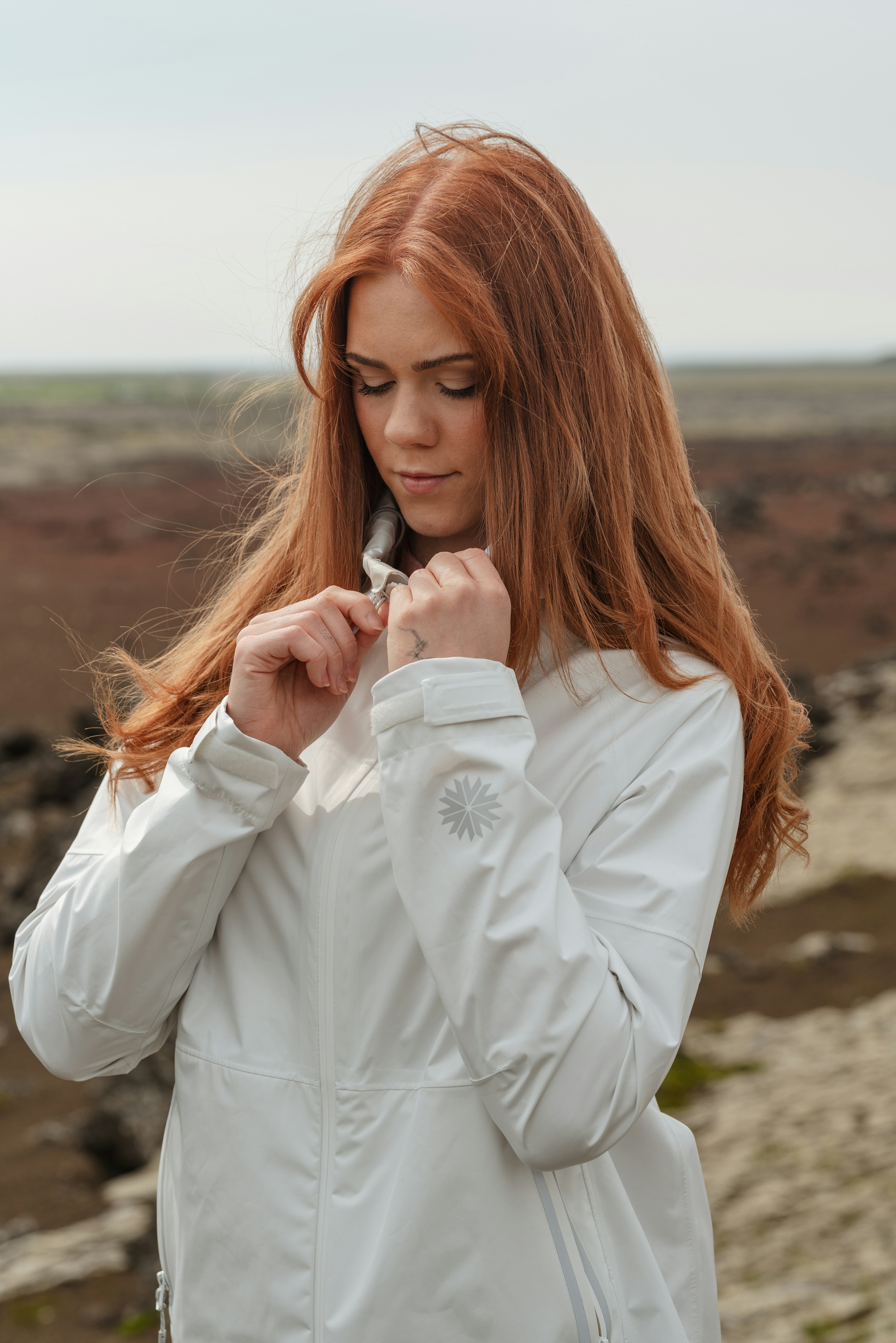 iceland-woman-outdoor-clothing_50.jpeg