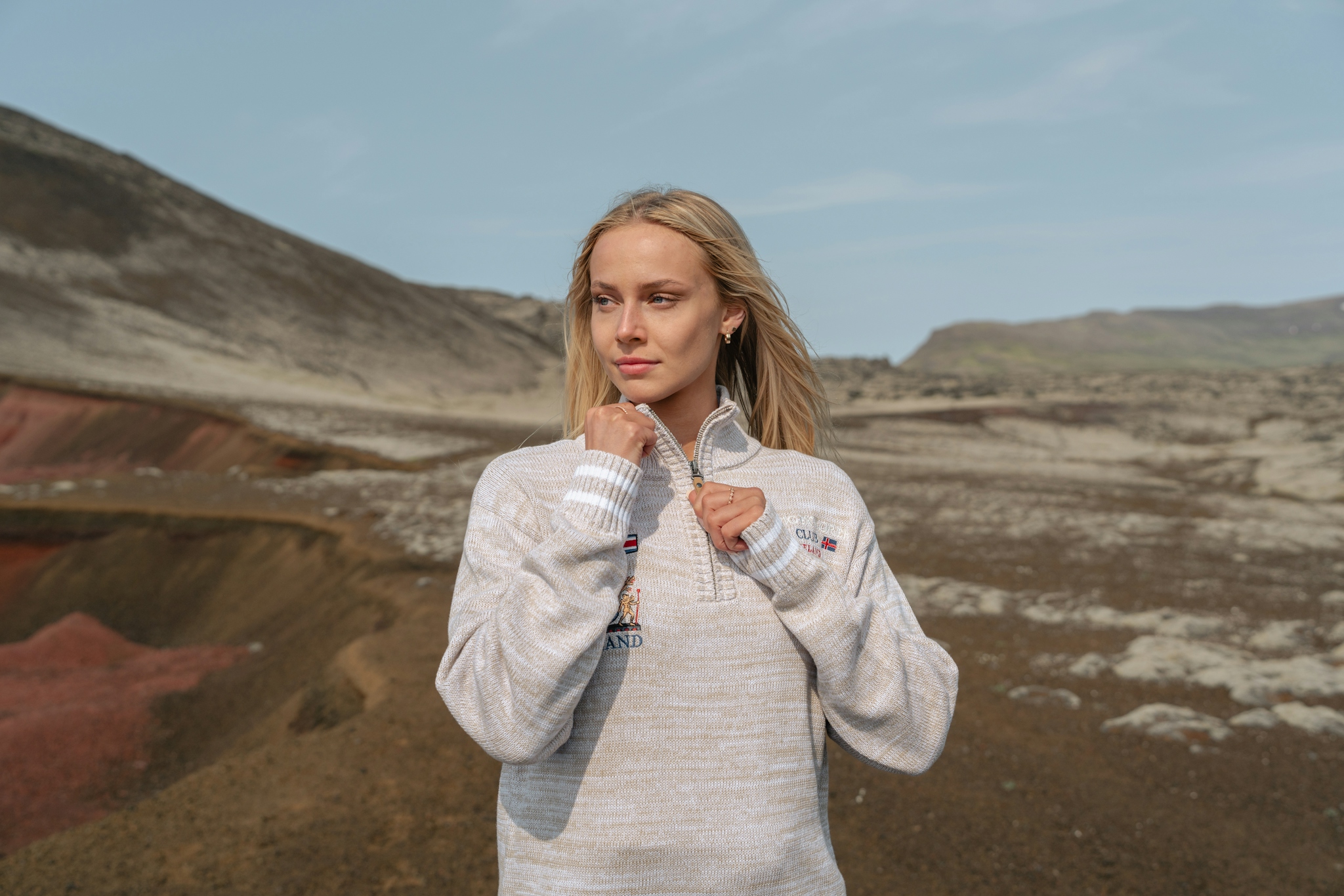 iceland-woman-outdoor-clothing_133.jpeg