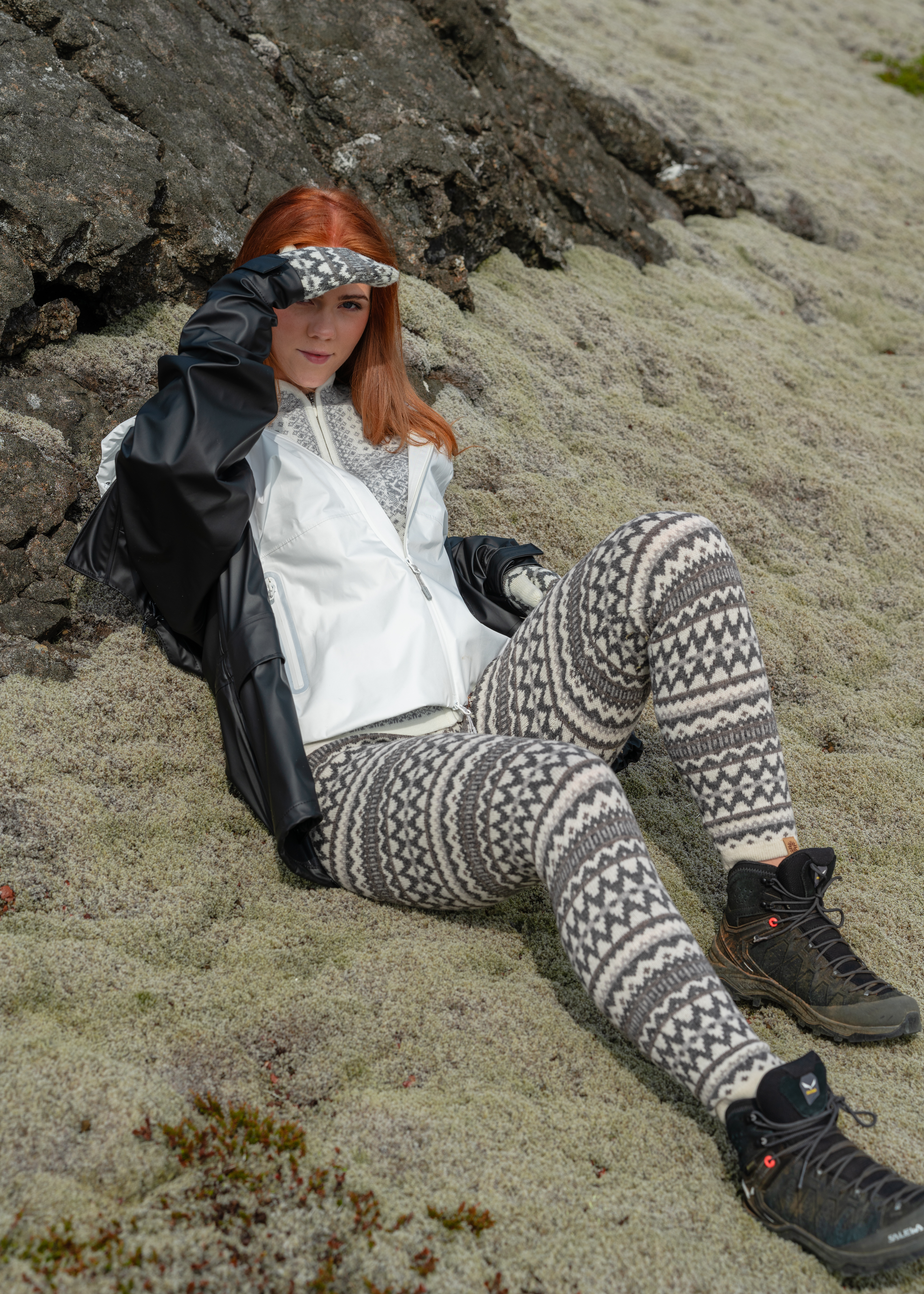 Miðfjall traditional Nordic patterned wool leggings