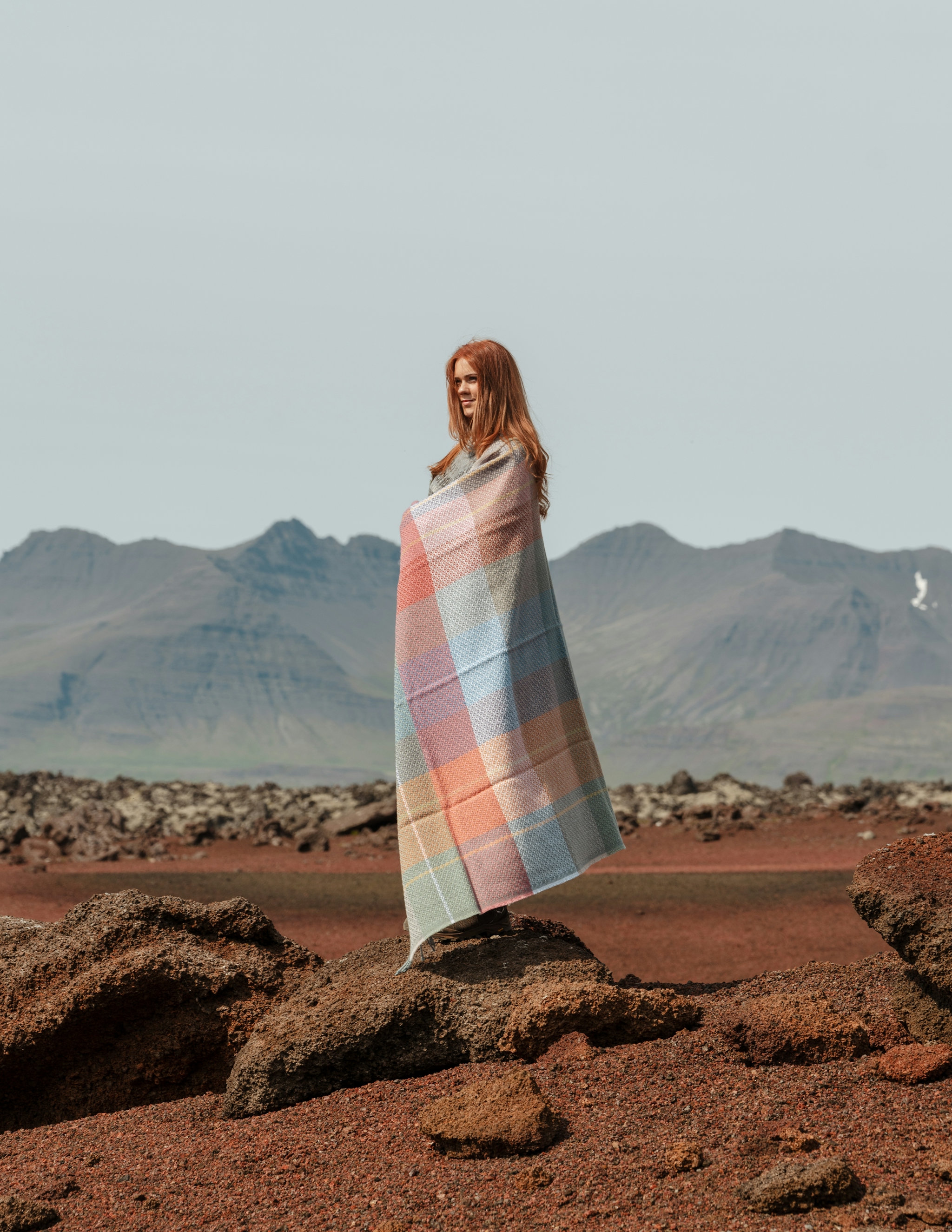 icelandwoman-wool-blanket_41.jpeg