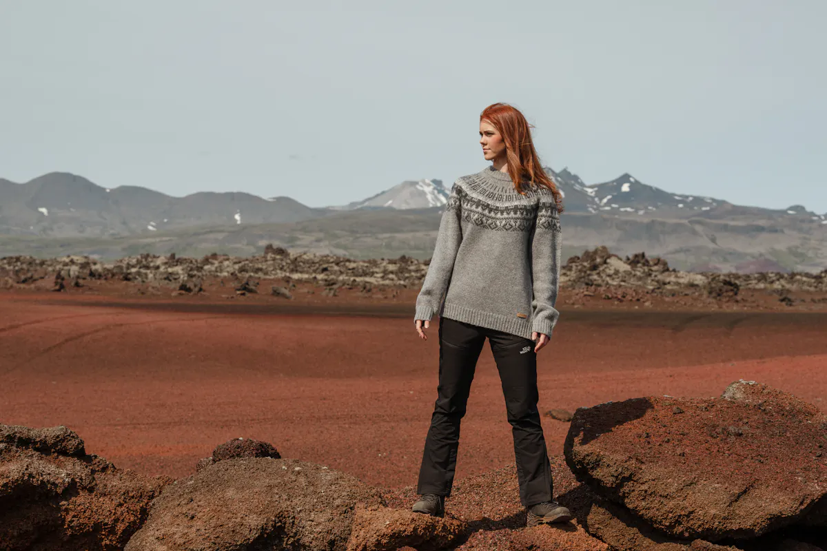 woman in Icelandic wool sweater in the highlands