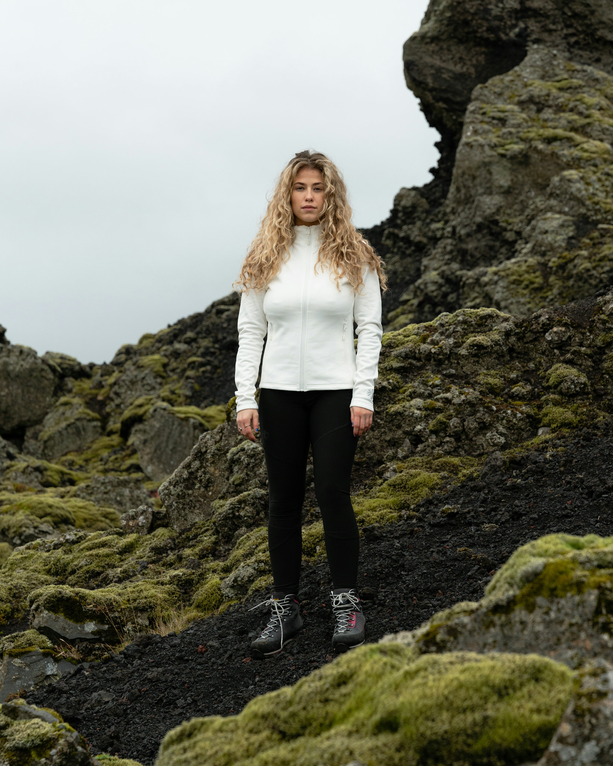 iceland-moss-rocks-women-outdoor-clothing-66.jpeg