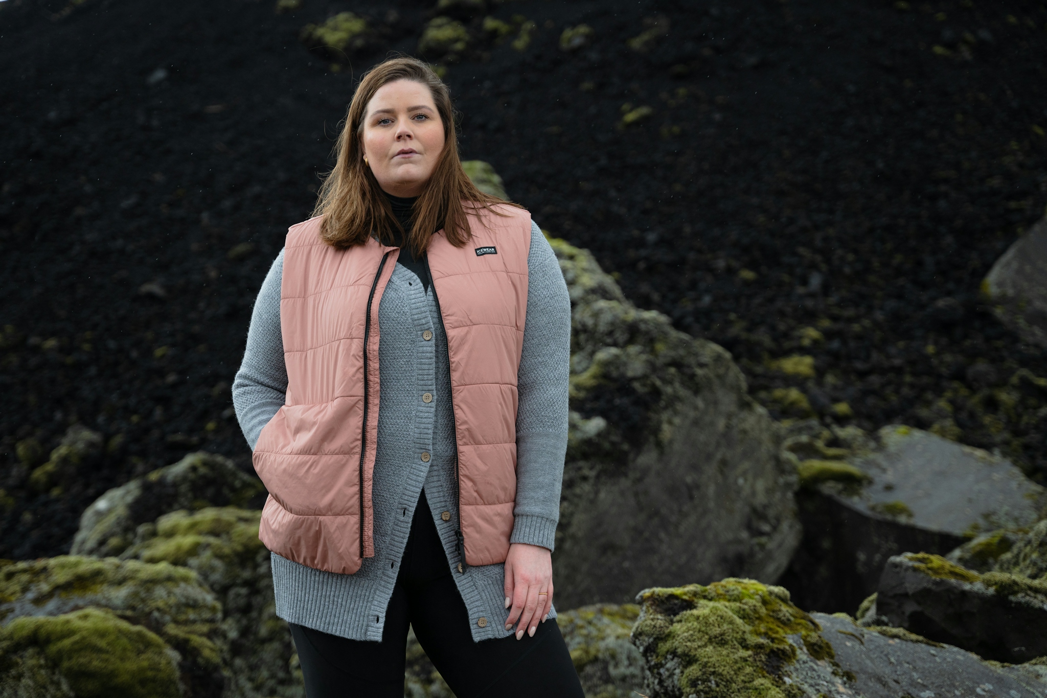 iceland-moss-rocks-women-outdoor-vest-71.jpeg