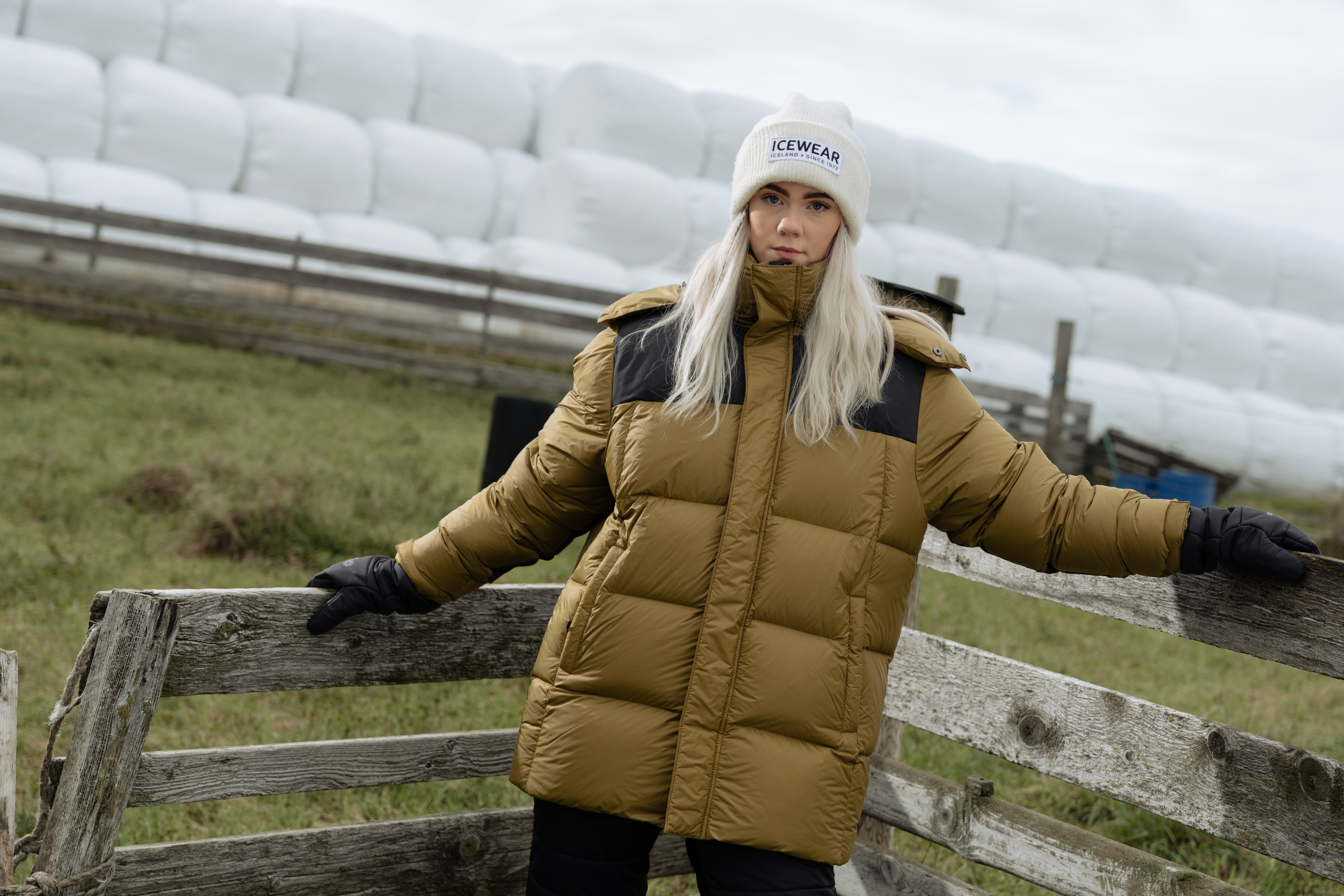 Funi Windproof puffer jacket for Iceland