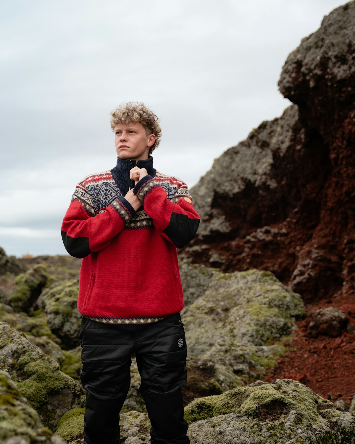 man-red-norwegian-sweater-outdoor-41.jpeg