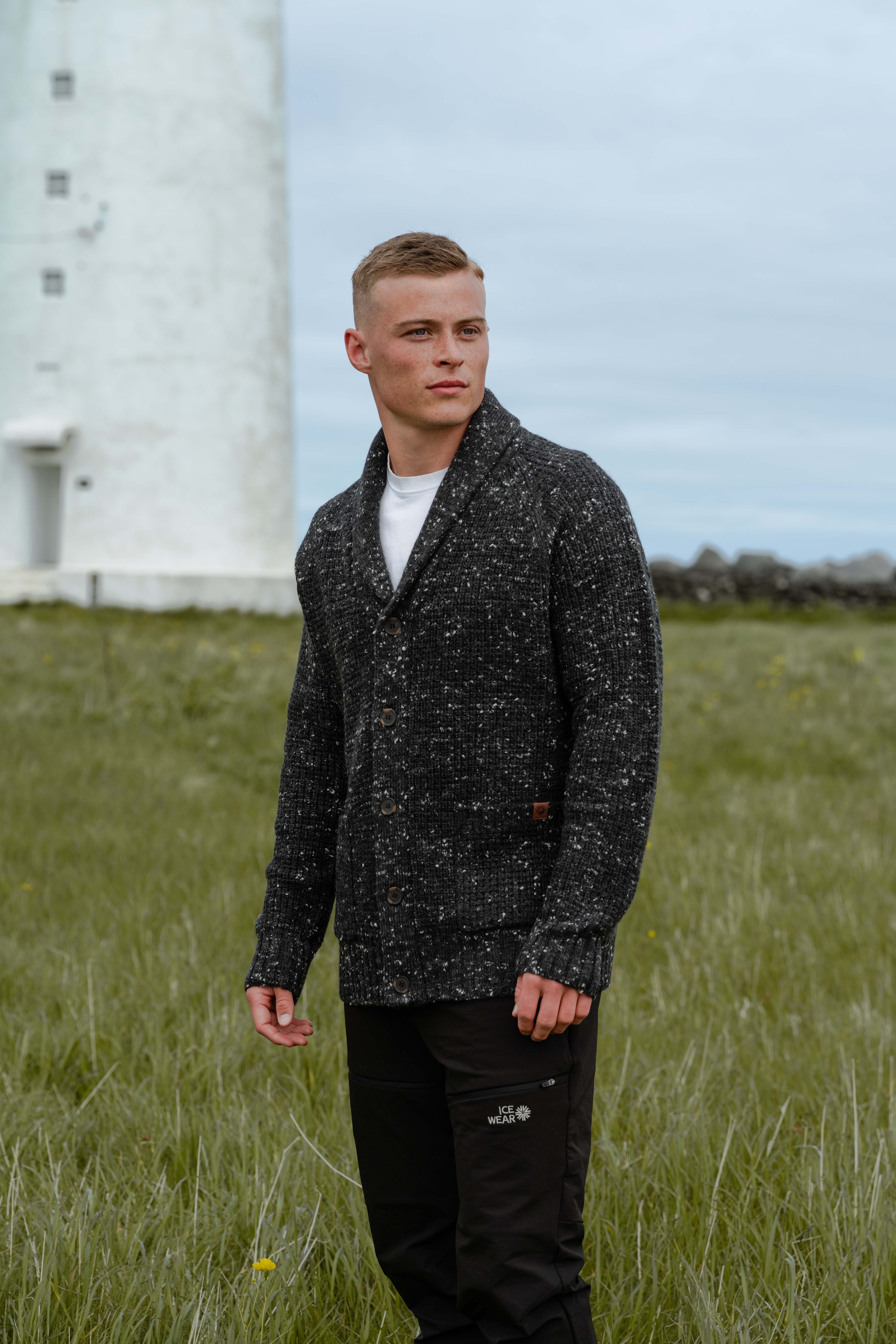 Hraunhóll lambswool cardigan sweater 