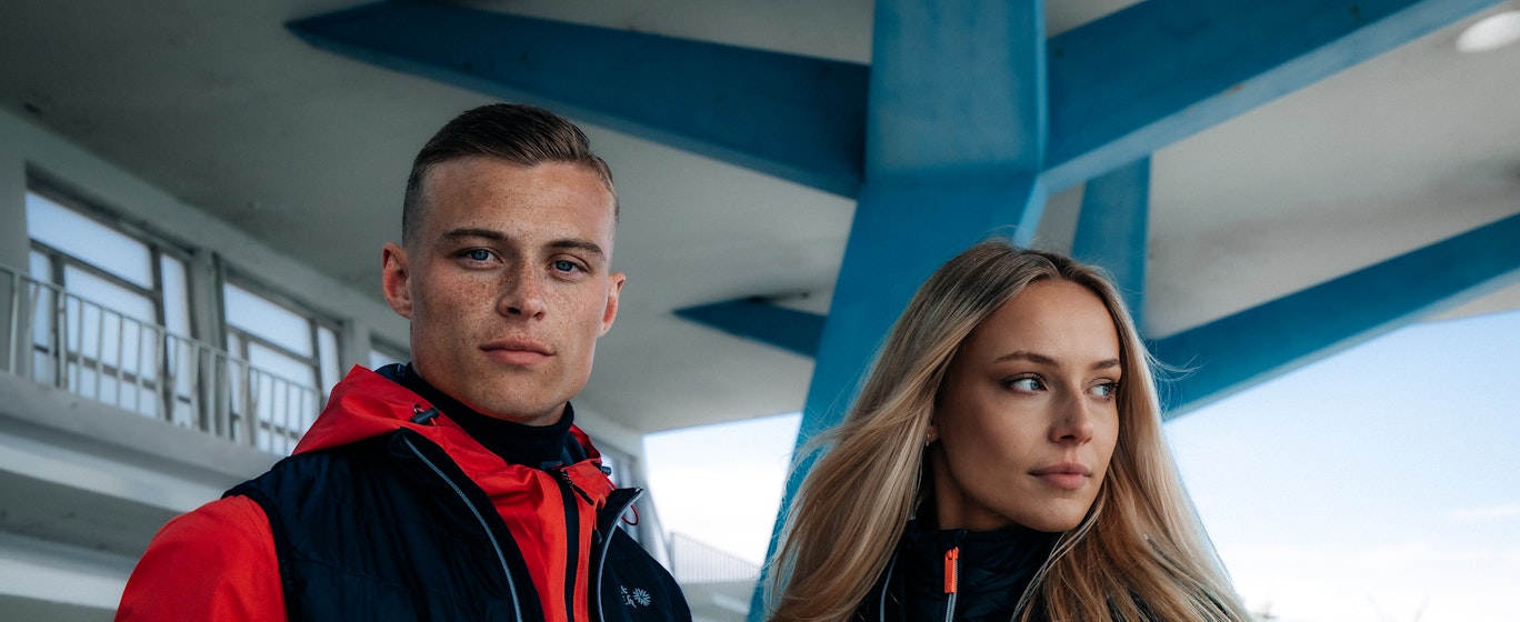 couple in outdoor outfit in Reykjavík