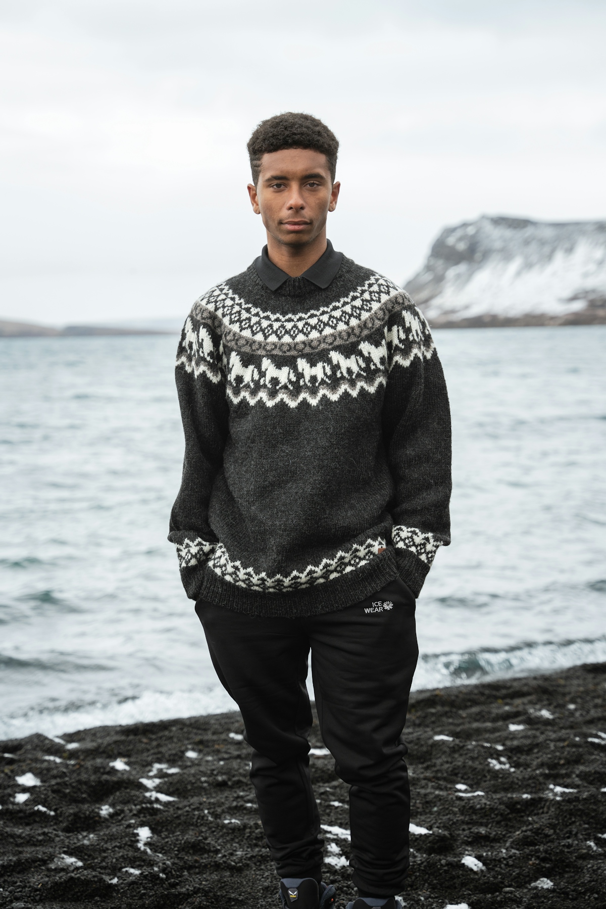 iceland-lake-man-wool-sweater_43.jpeg