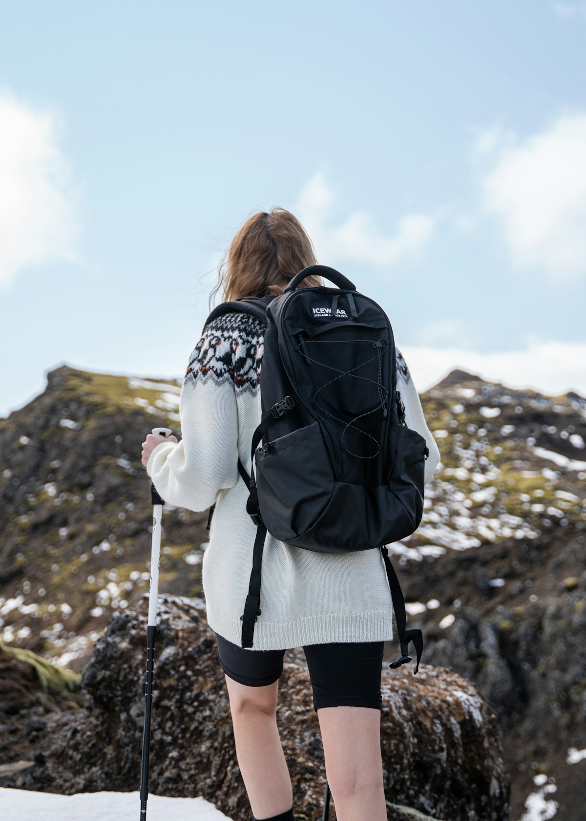 iceland-woman-wool-sweater_108-hiking.jpeg