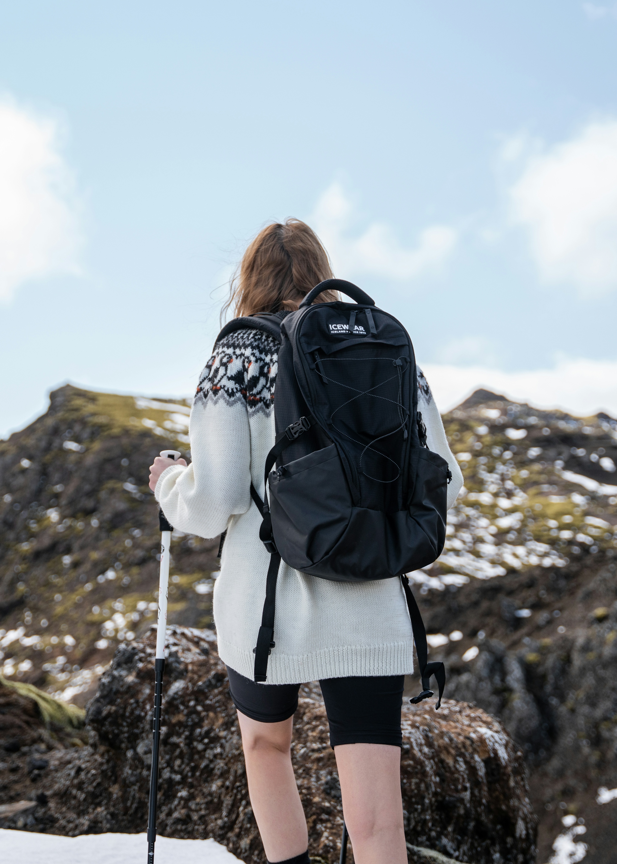 iceland-woman-wool-sweater_108-hiking.jpeg