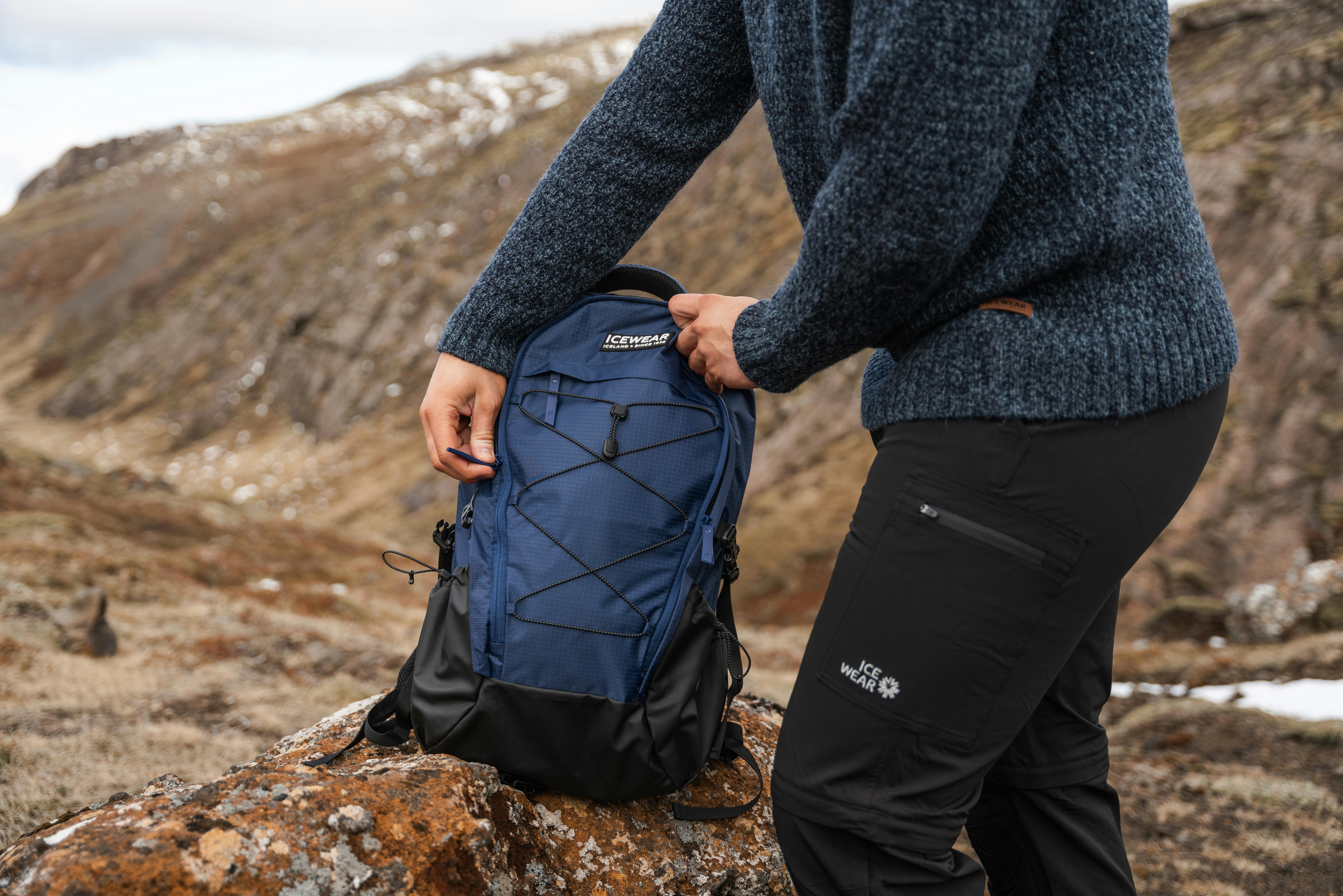 opening blue backpack