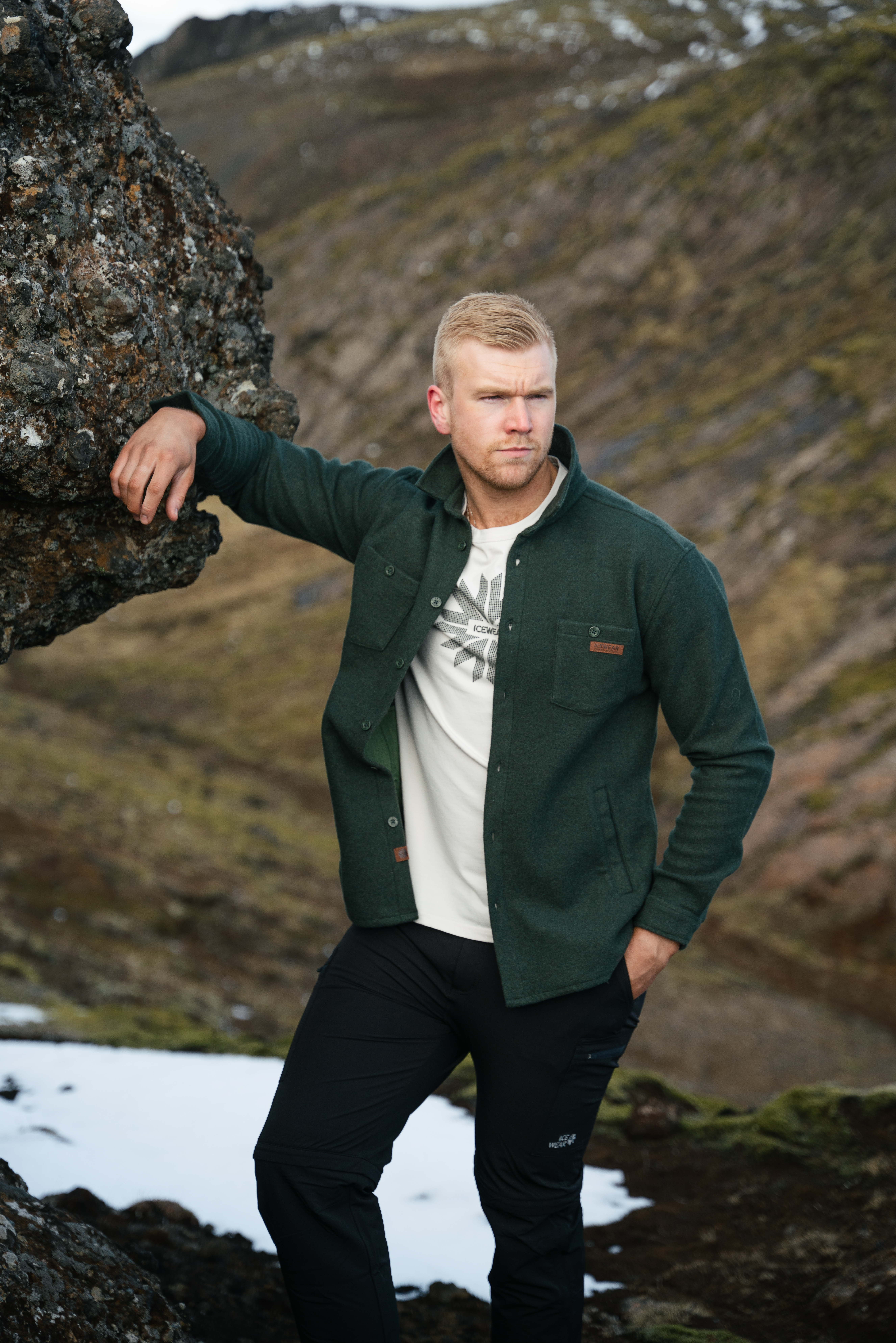 Skógarás wool fleece shacket 