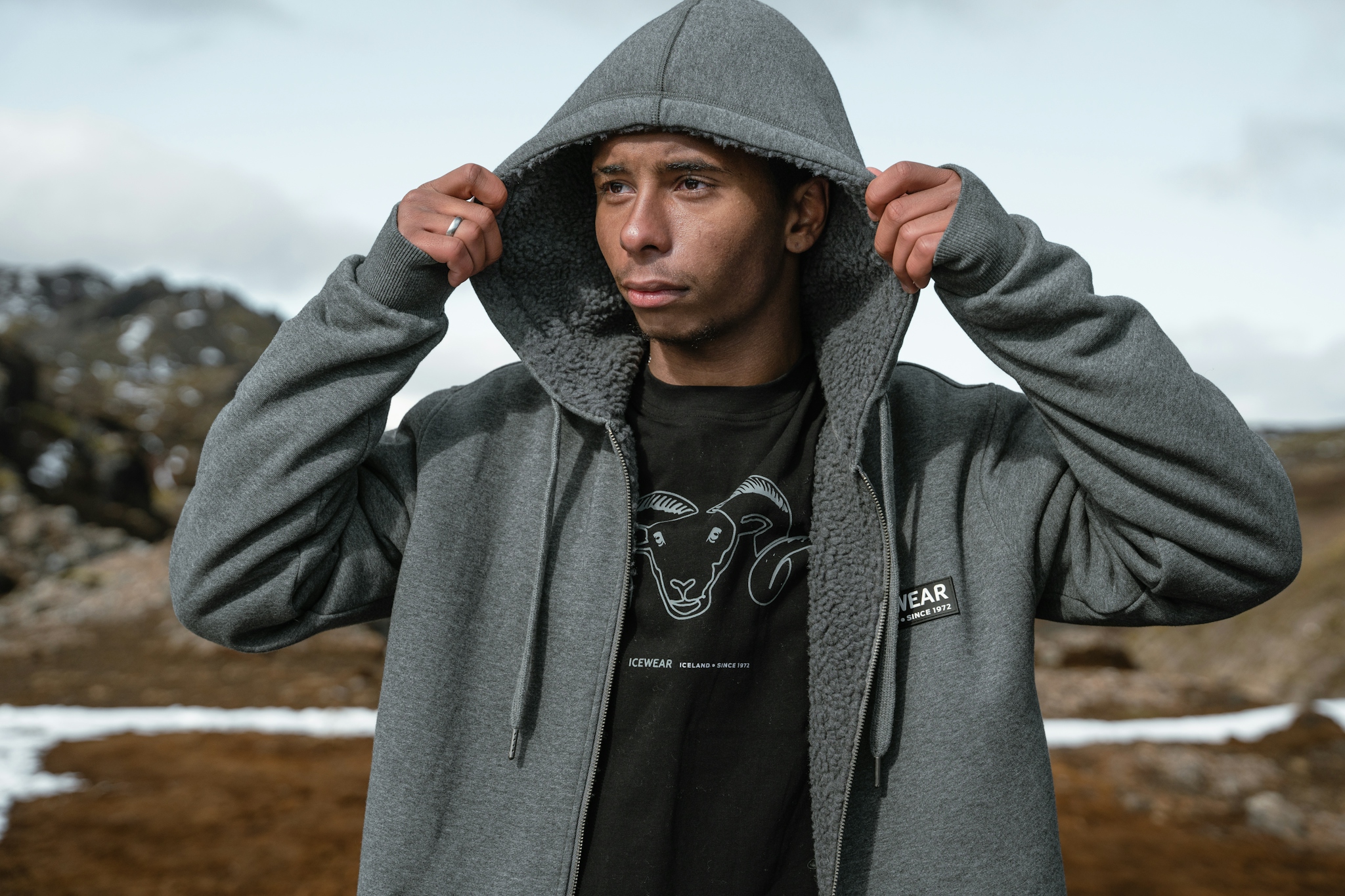 iceland-man-hoodie_176.jpeg