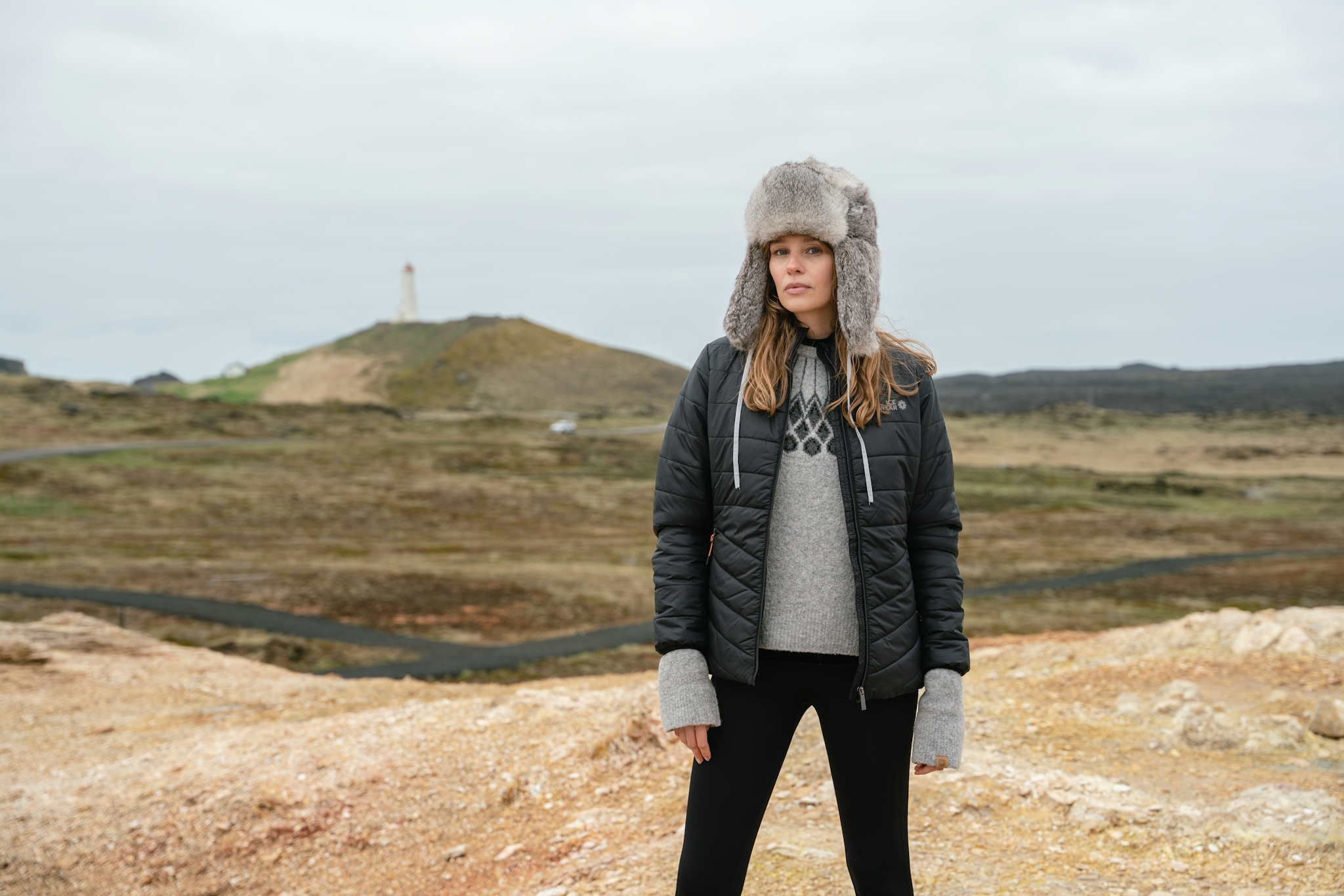 iceland-woman-outdoor-fur-hat-19.jpeg