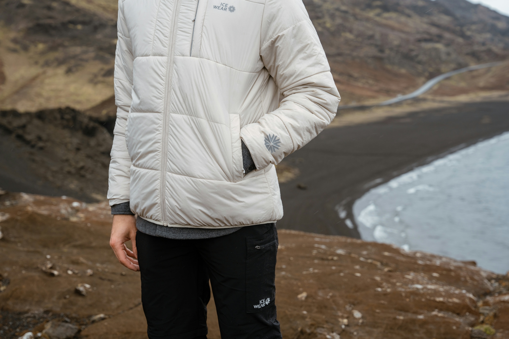 iceland-man-outdoor_61.jpeg