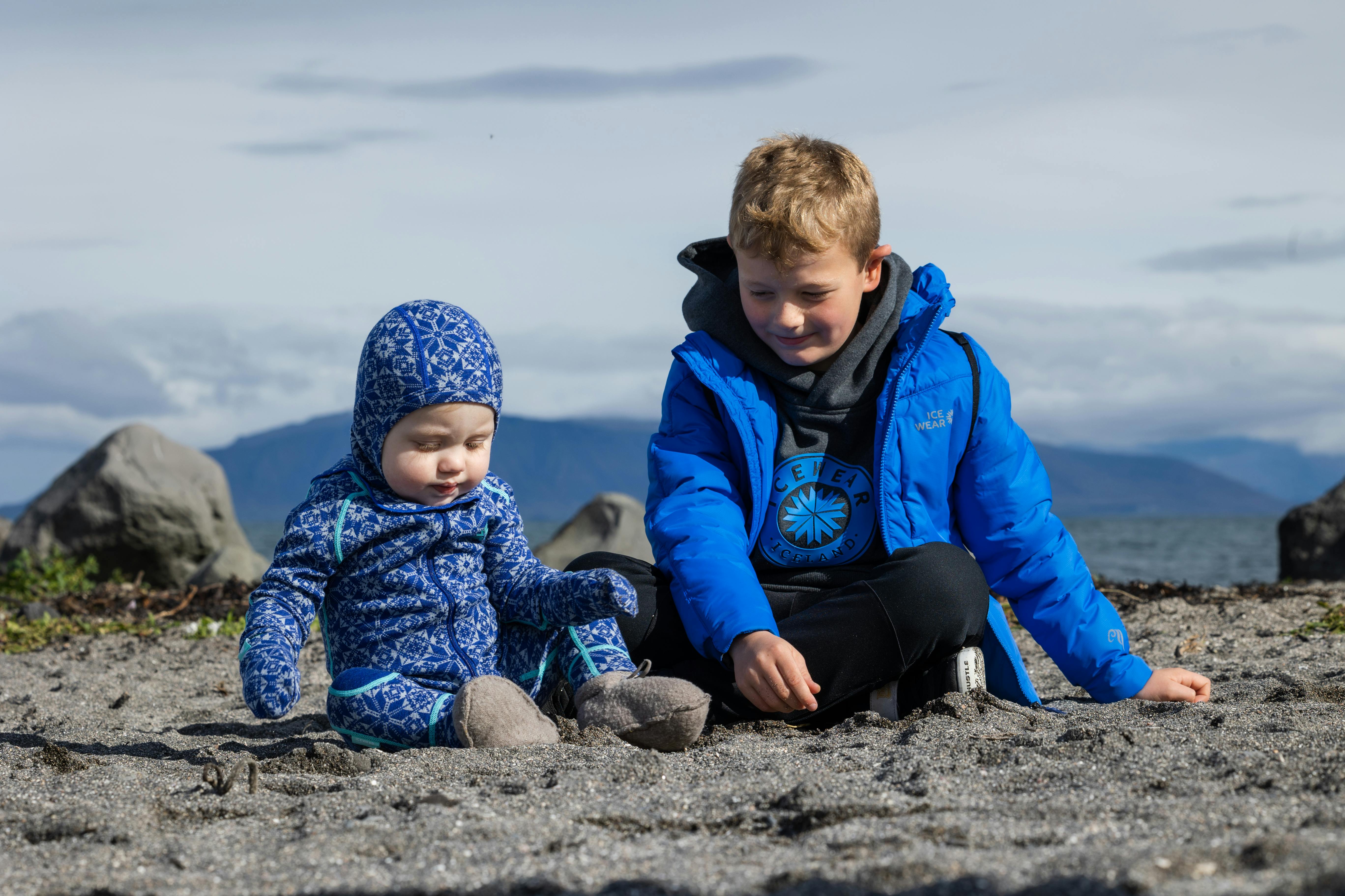 kids playing in the sand