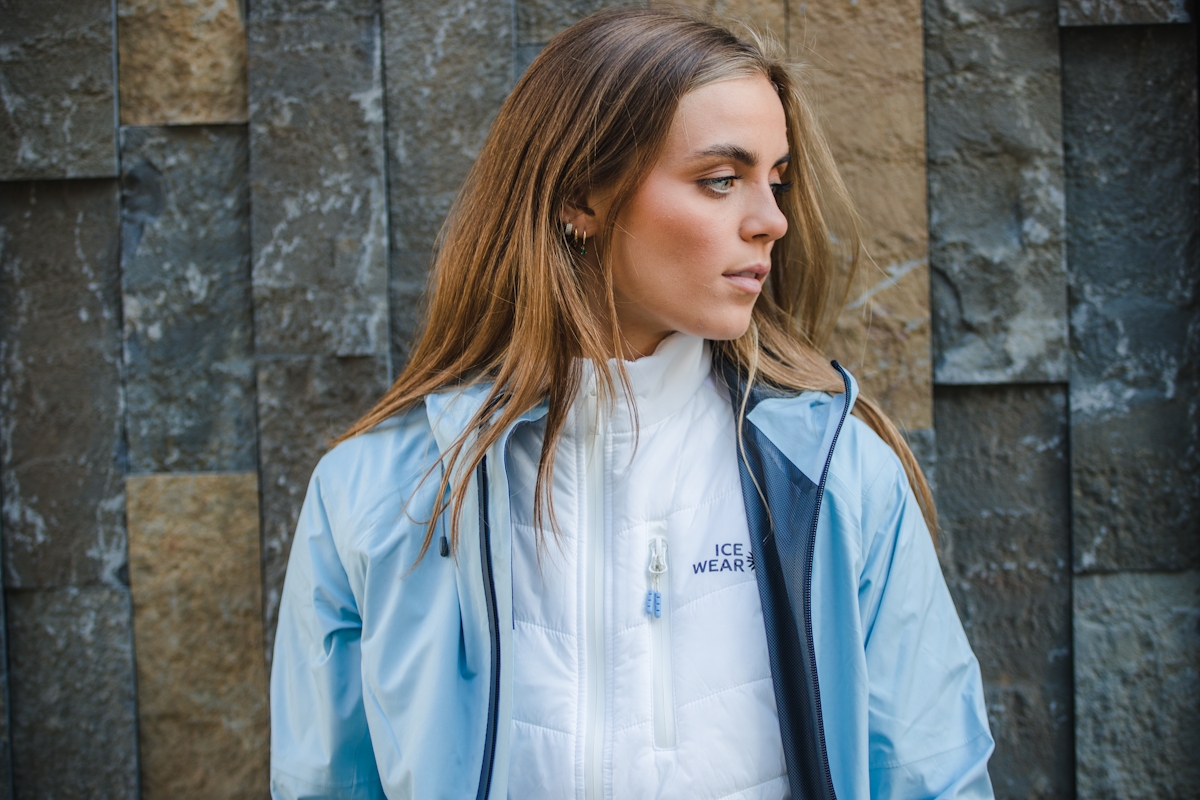 woman-blue-light-jacket-vest-1.jpeg