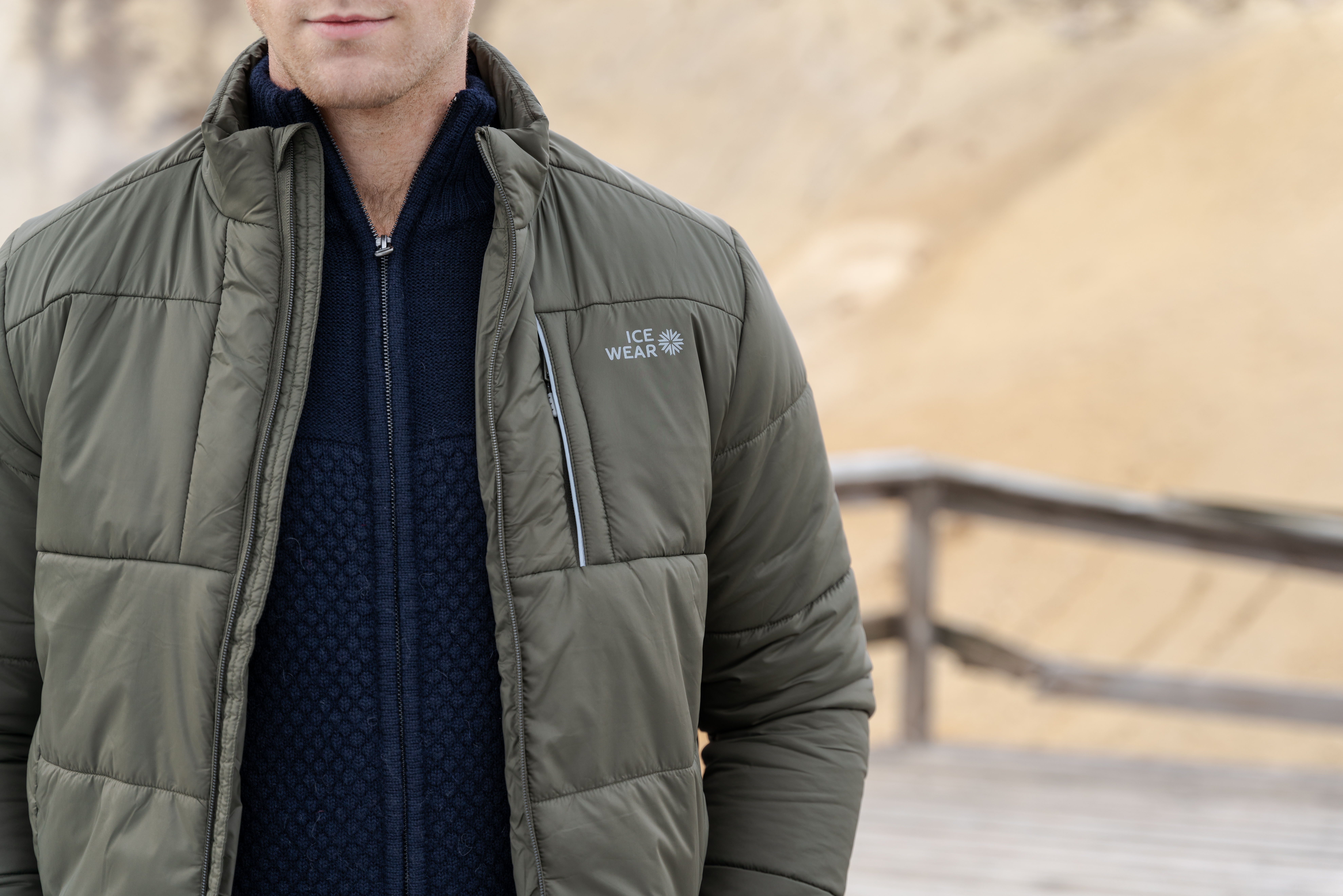 MEYVANT rennd ullarpeysa MEYVANT rennd ullarpeysa