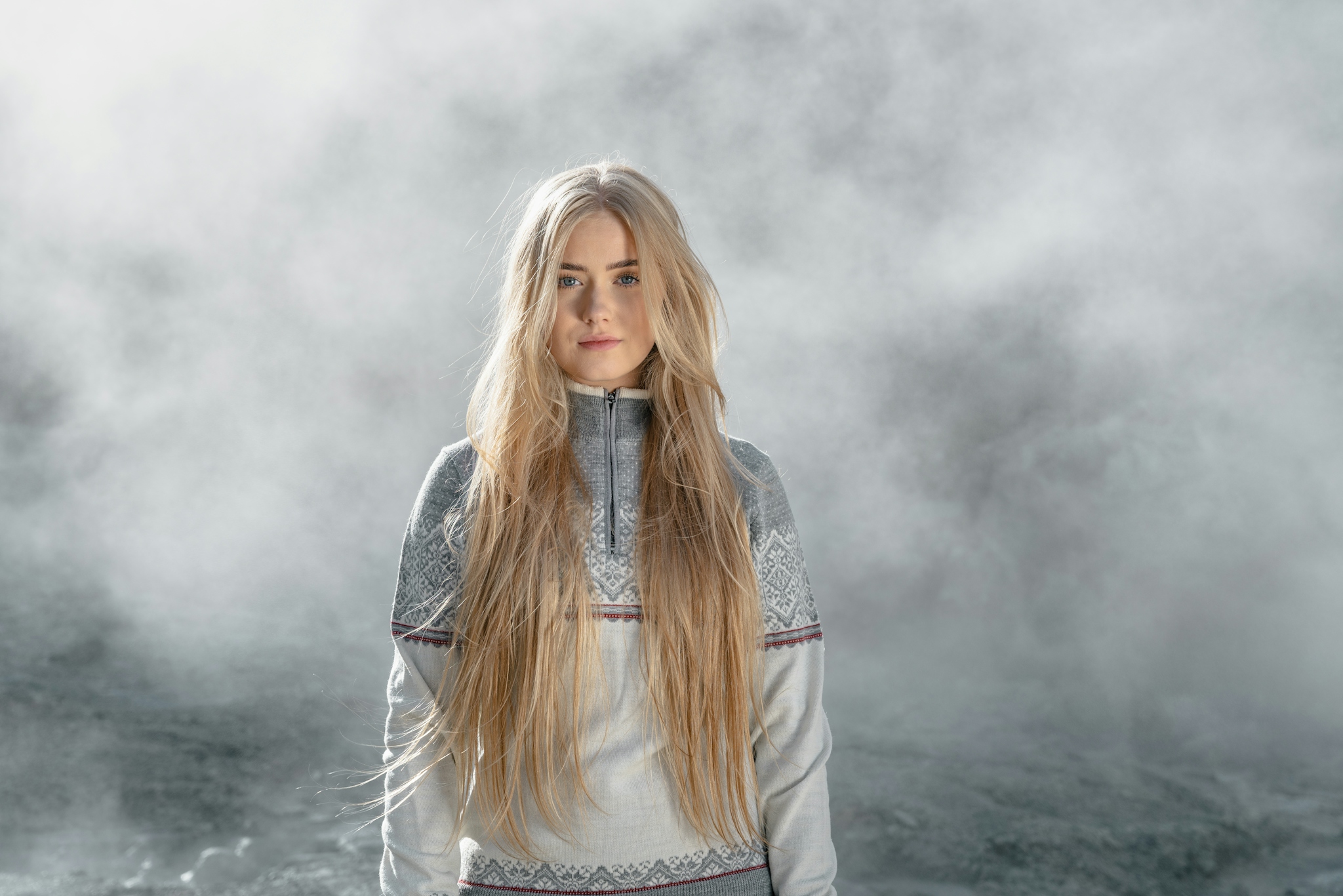 iceland-woman-outdoor-clothes-e-12.jpeg