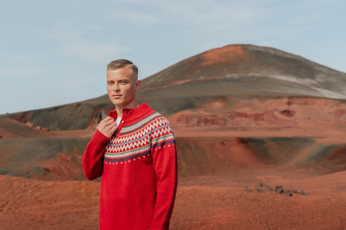 iceland-man-sweater-wool-snaefellsnes.jpeg