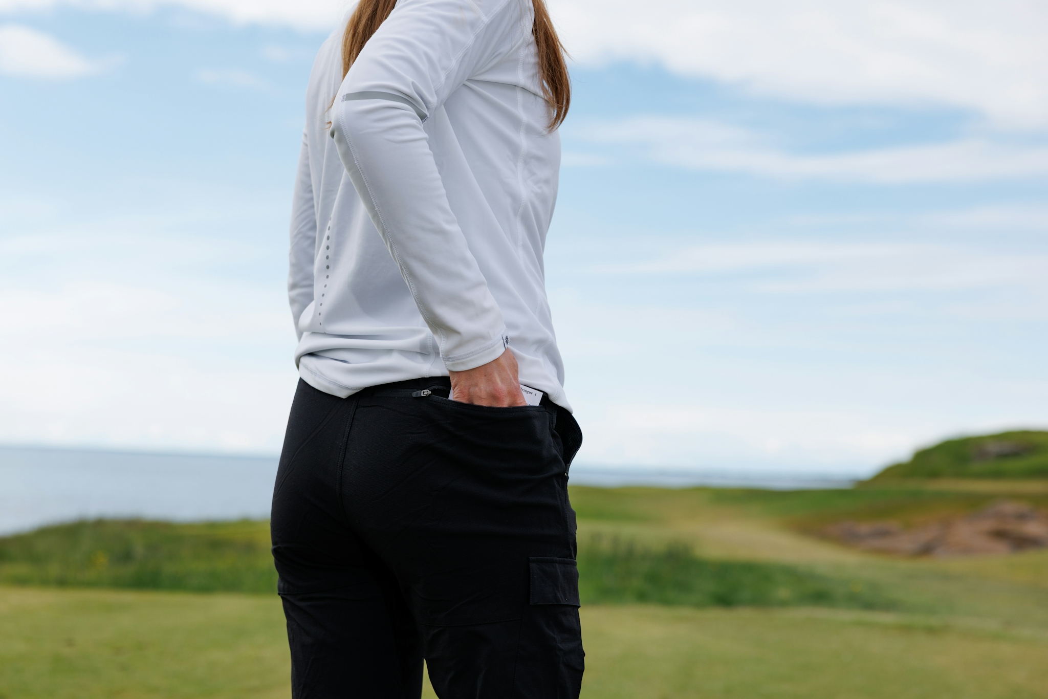 0436-woman-playing-golf-iceland.jpeg