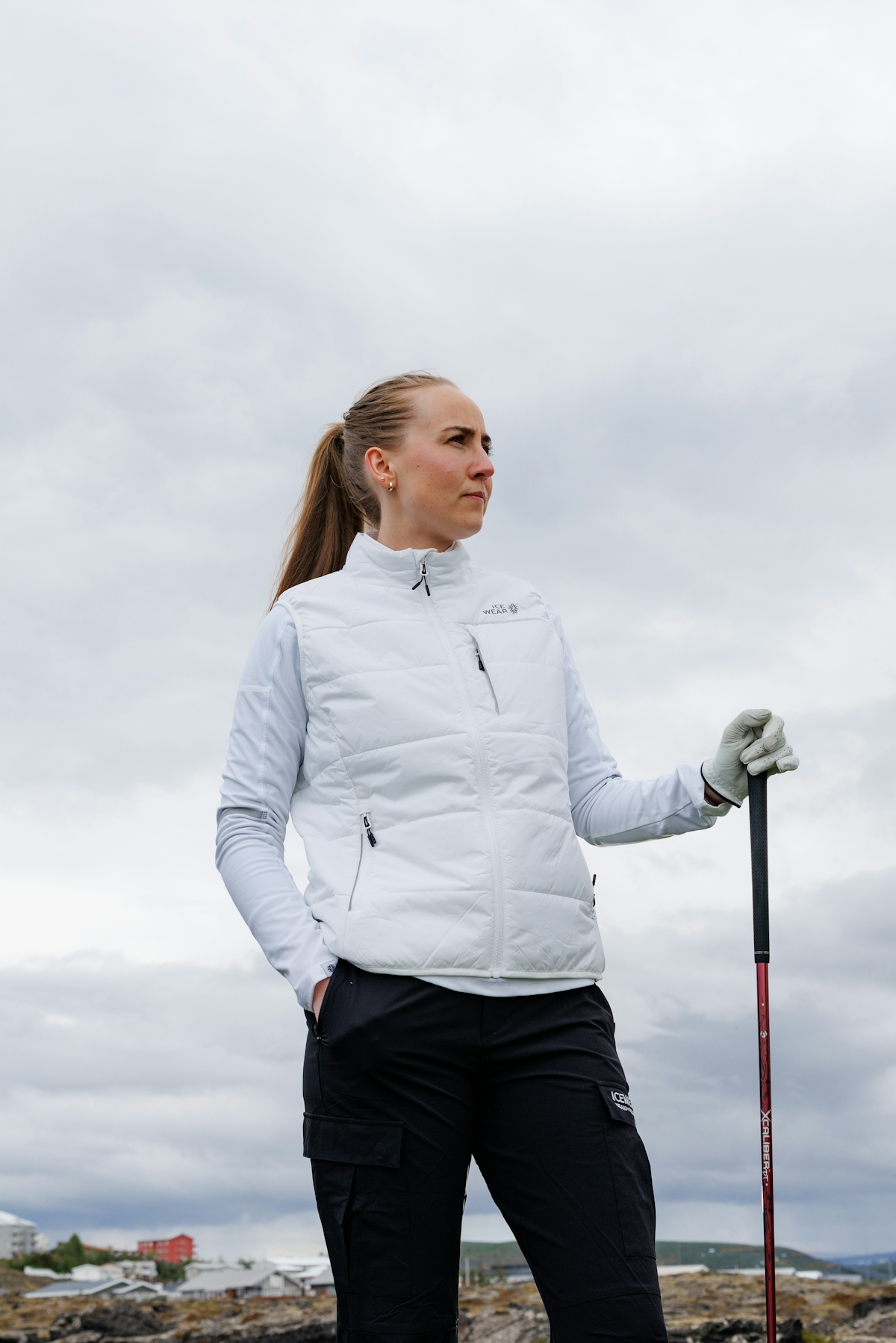 0073-woman-playing-golf-iceland.jpeg