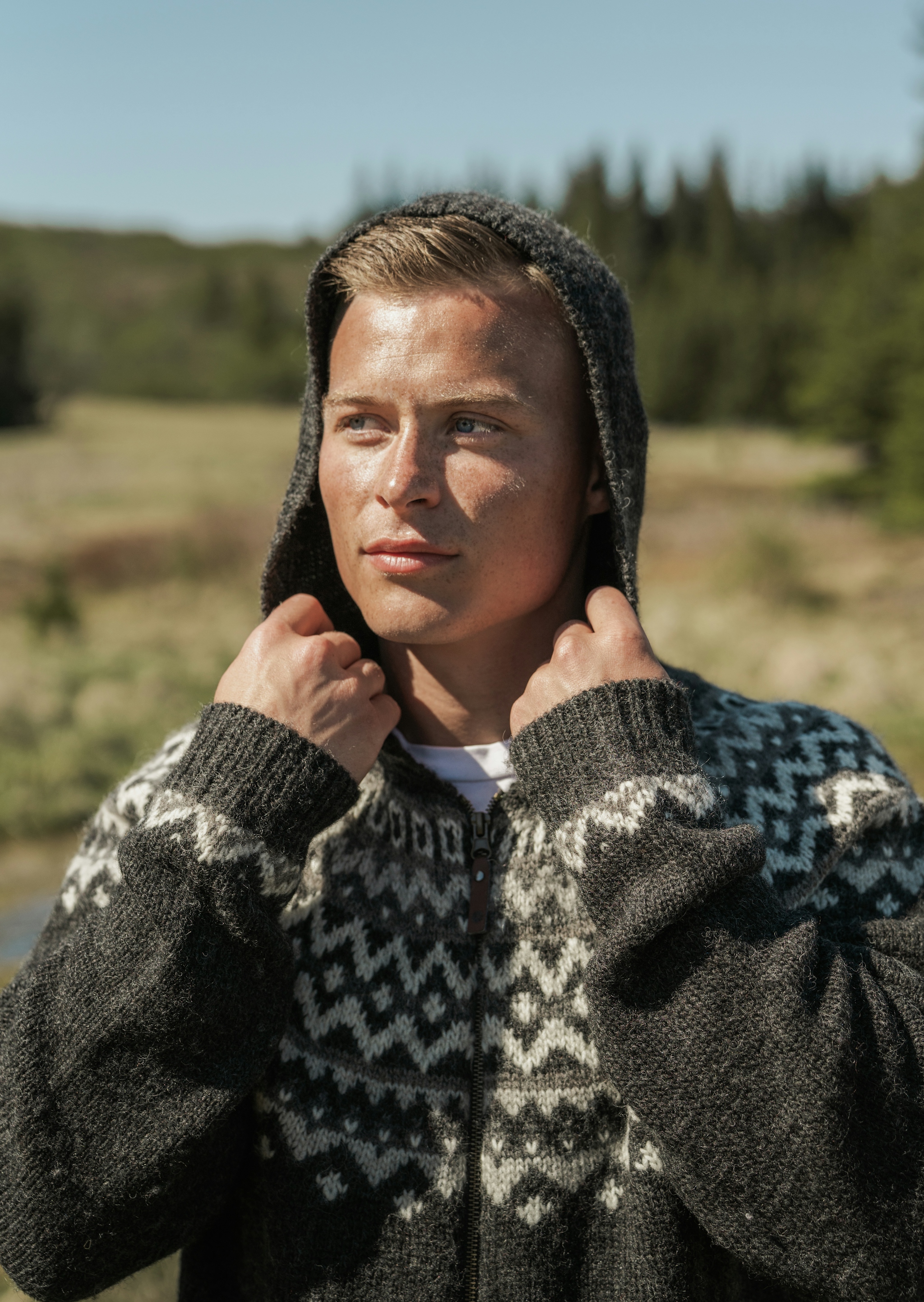 summer-outdoor-iceland-wool-man00021.jpeg