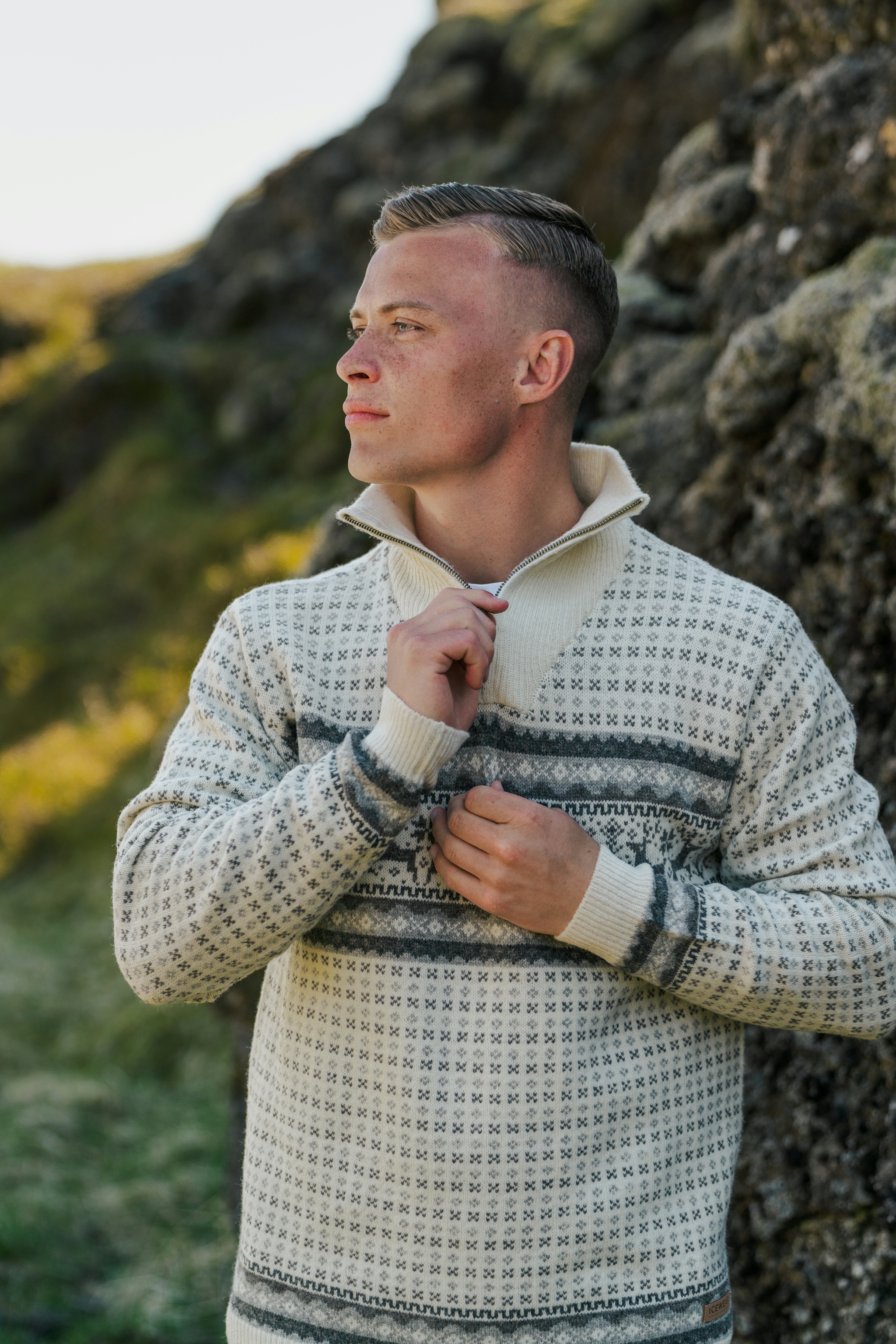 summer-outdoor-iceland-wool-man00012.jpeg