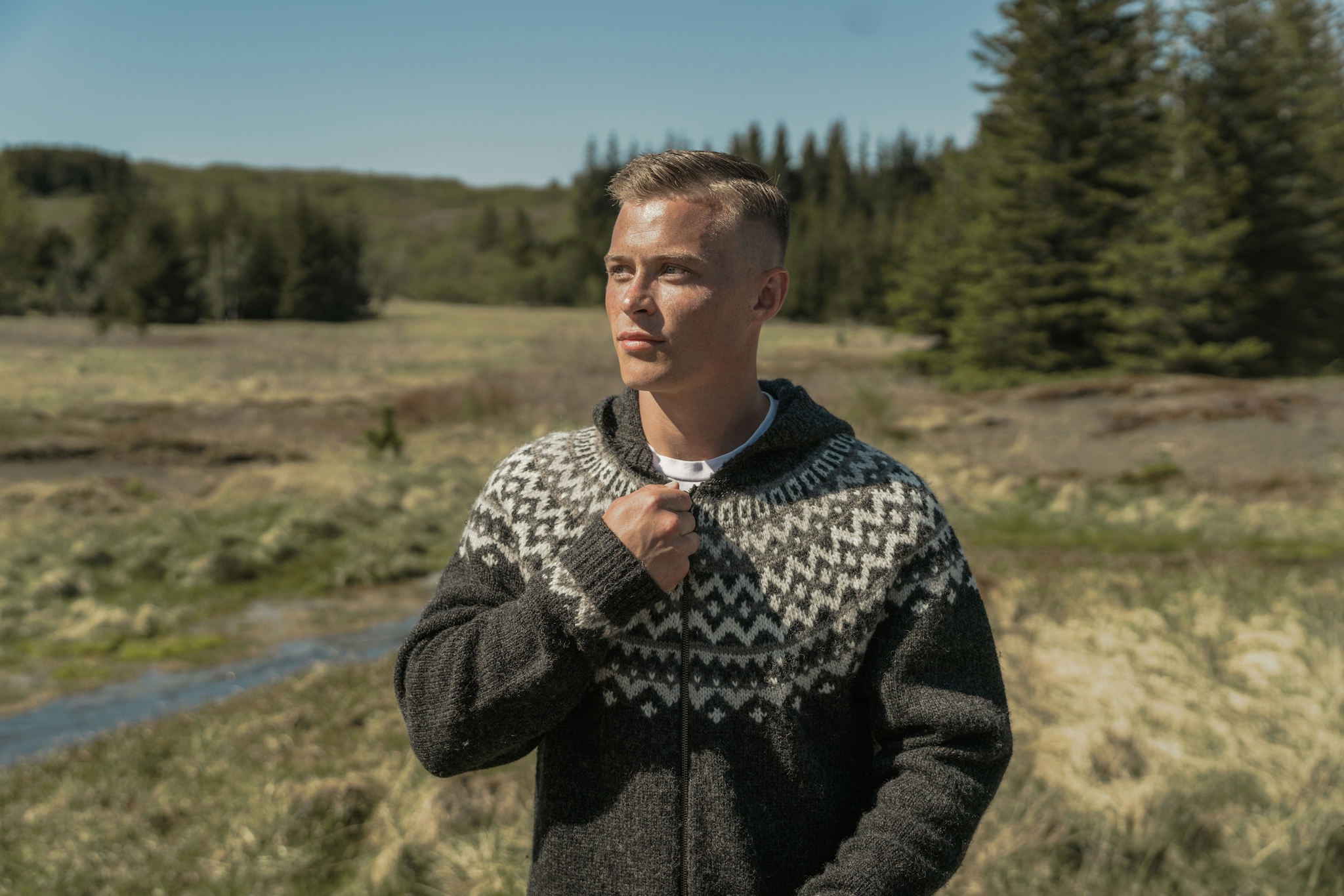 summer-outdoor-iceland-wool-man00020.jpeg