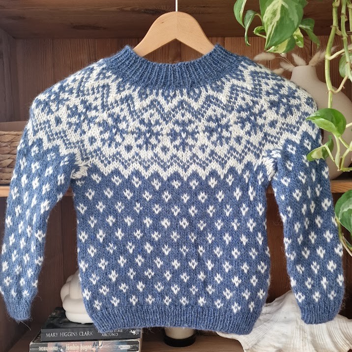 Ef-Ég-Nenni kids christmas sweater knitting pattern