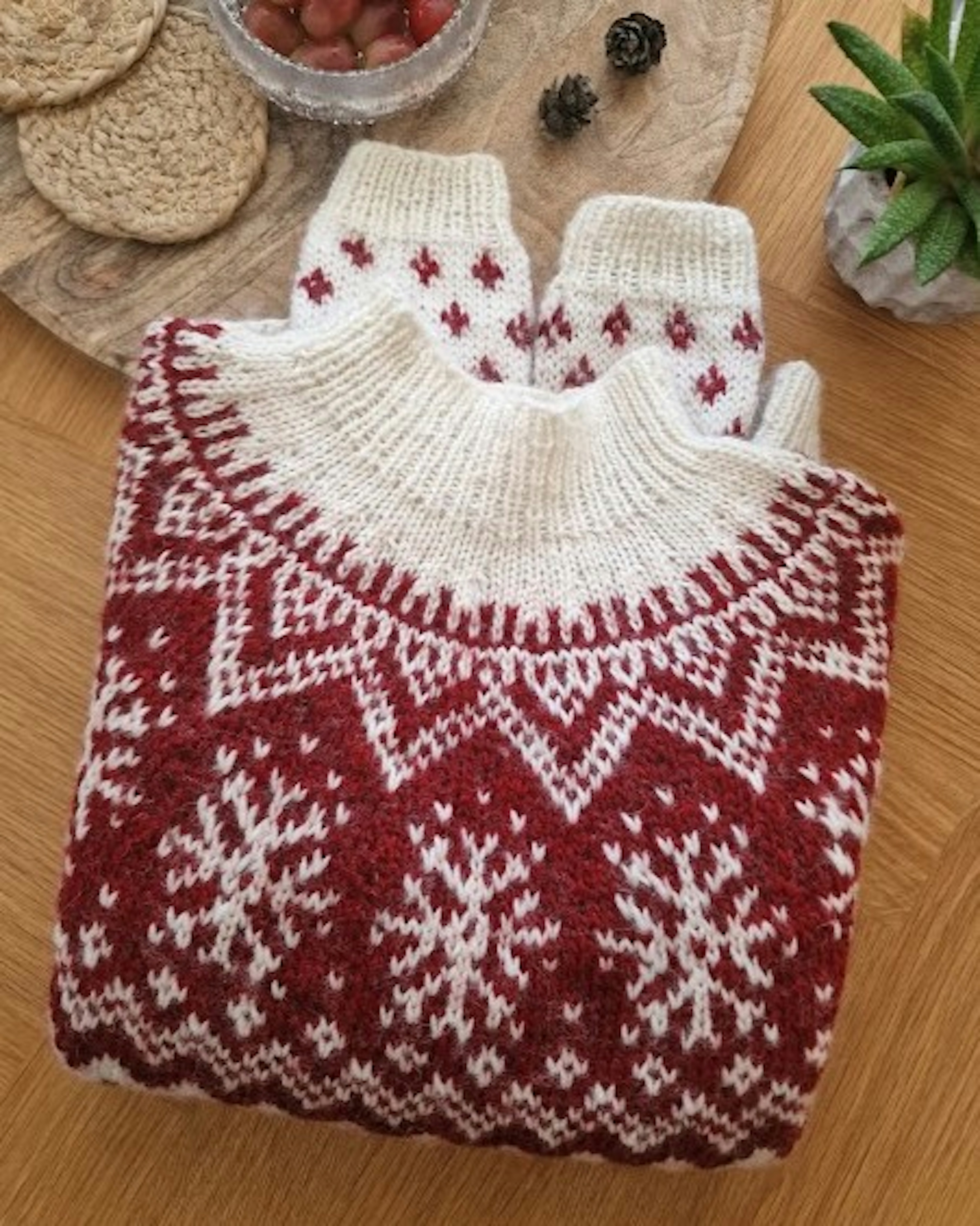 ef-eg-nenni_rj-11_christmas-sweater_knitting-pattern_prjonauppskrift3.jpeg
