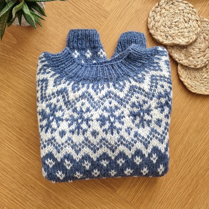 Ef-Ég-Nenni kids christmas sweater knitting pattern