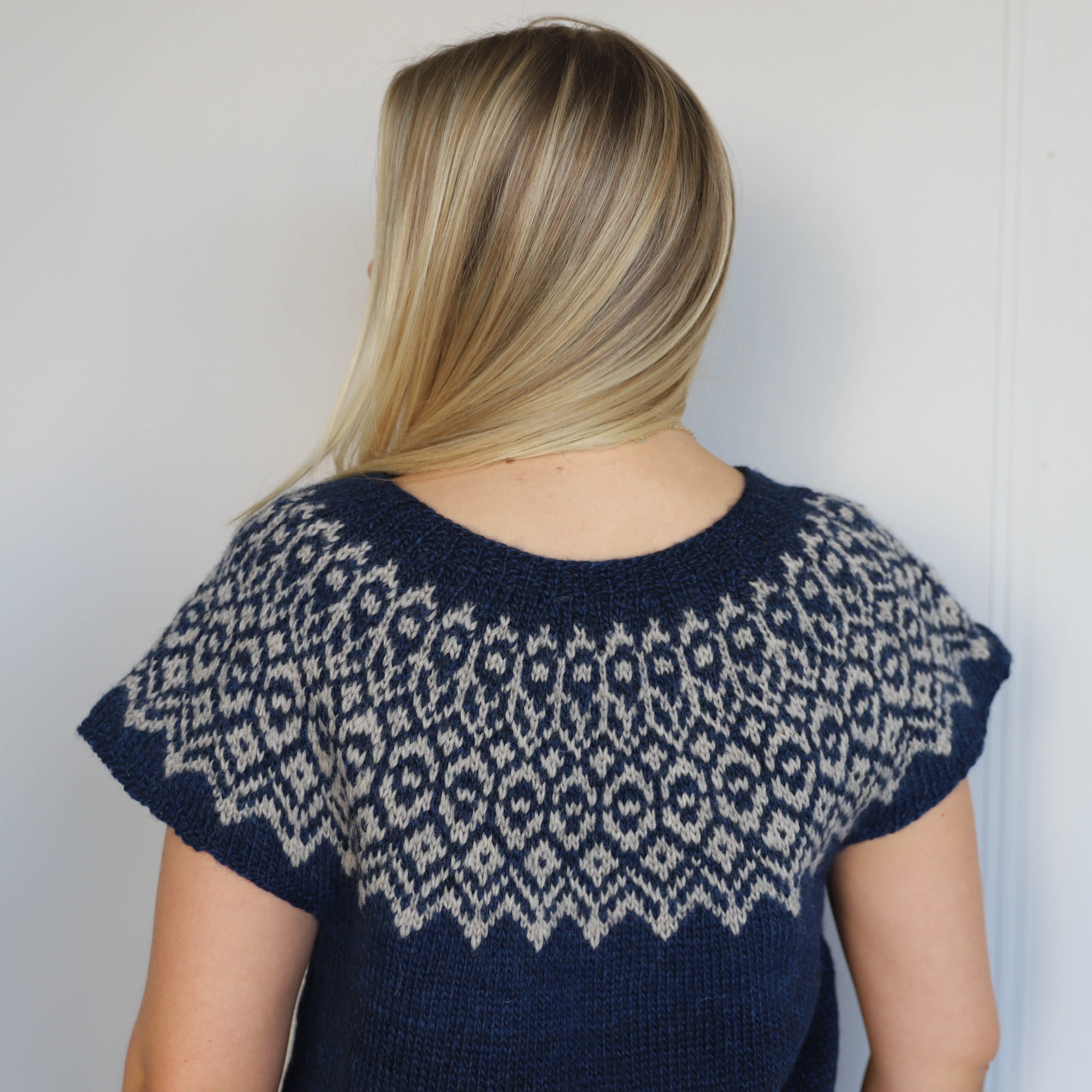 Erla womens vest knitting pattern