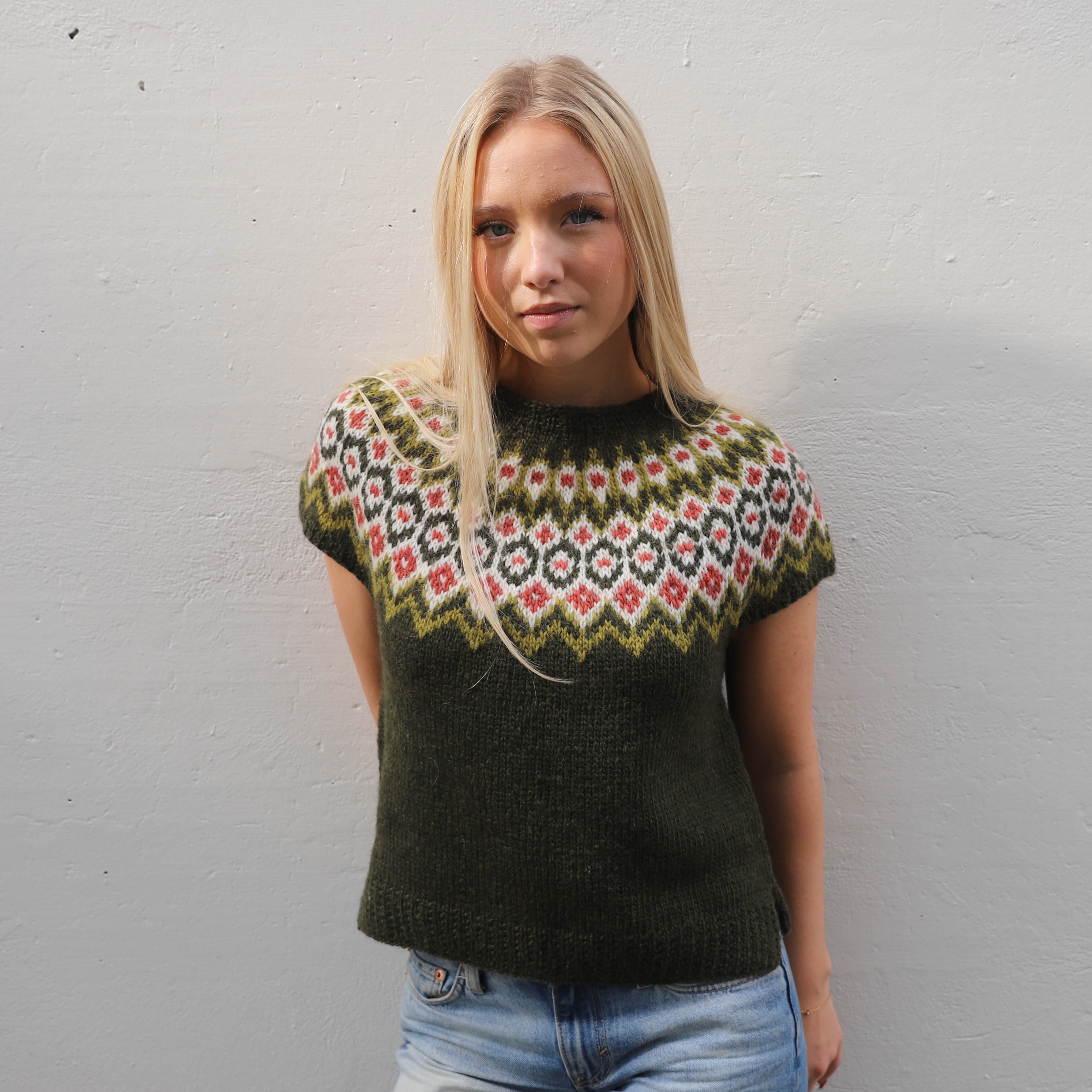 Erla womens vest knitting pattern