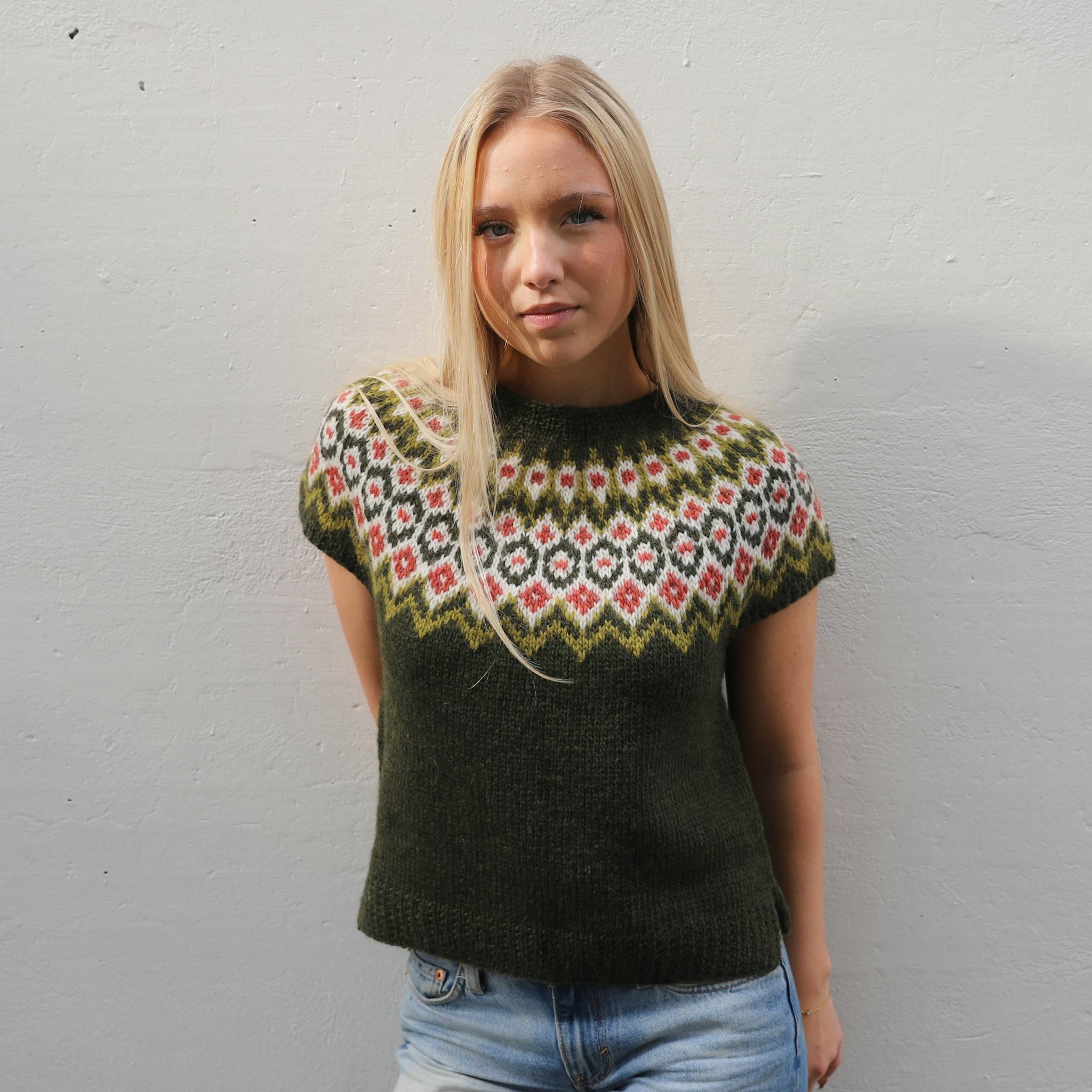 Erla womens vest knitting pattern