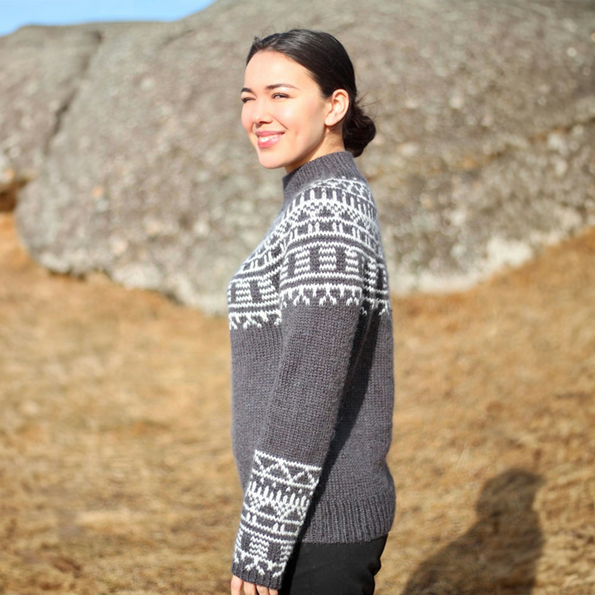inuk_lsc-006_womens-sweater_knitting-pattern_prjonauppskrift3.jpeg