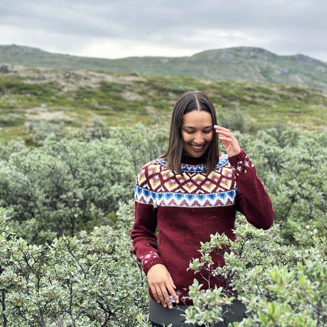 Maalia adult sweater knitting pattern