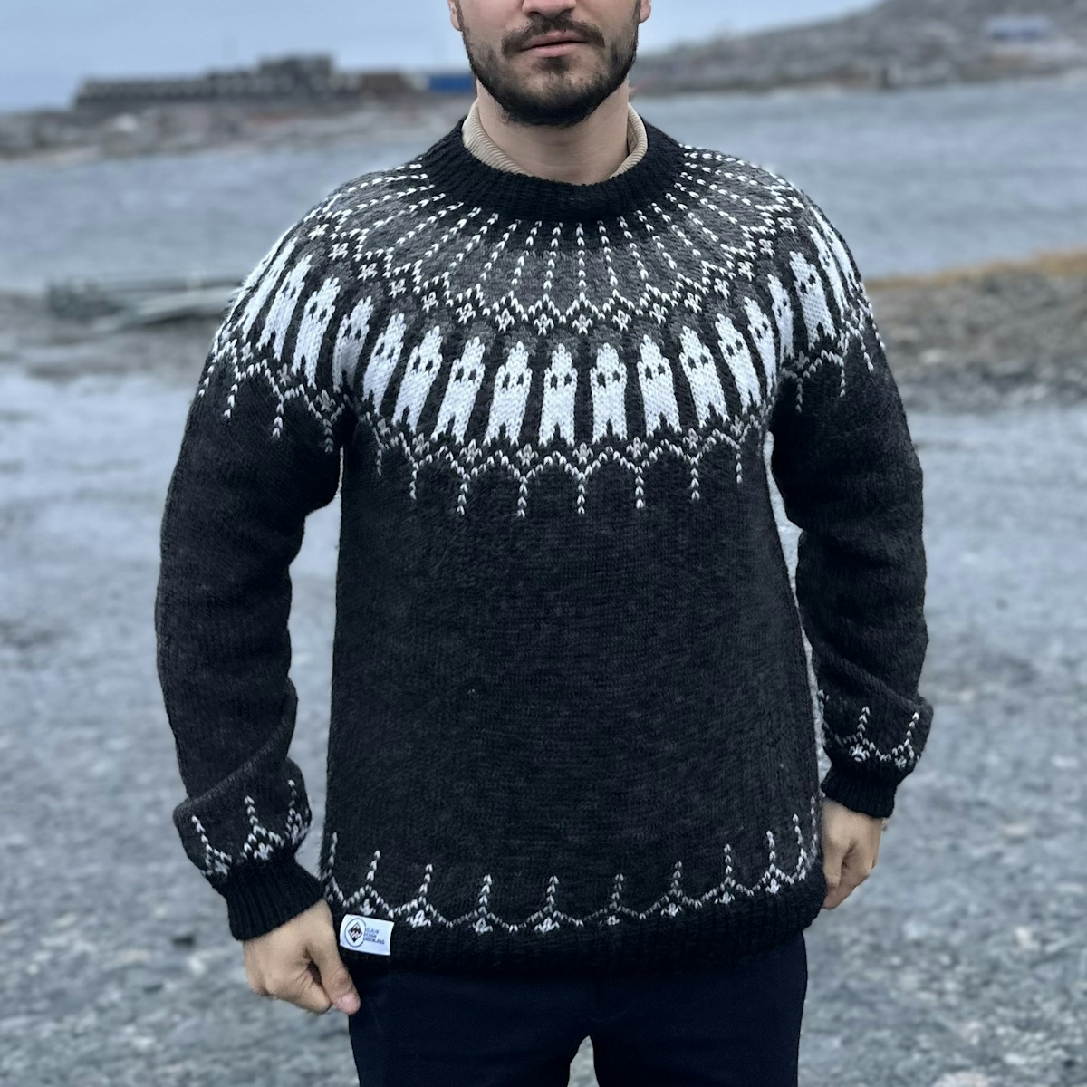 salik_lsc-008_mens-sweater_knitting-pattern_prjonauppskrift2.jpeg