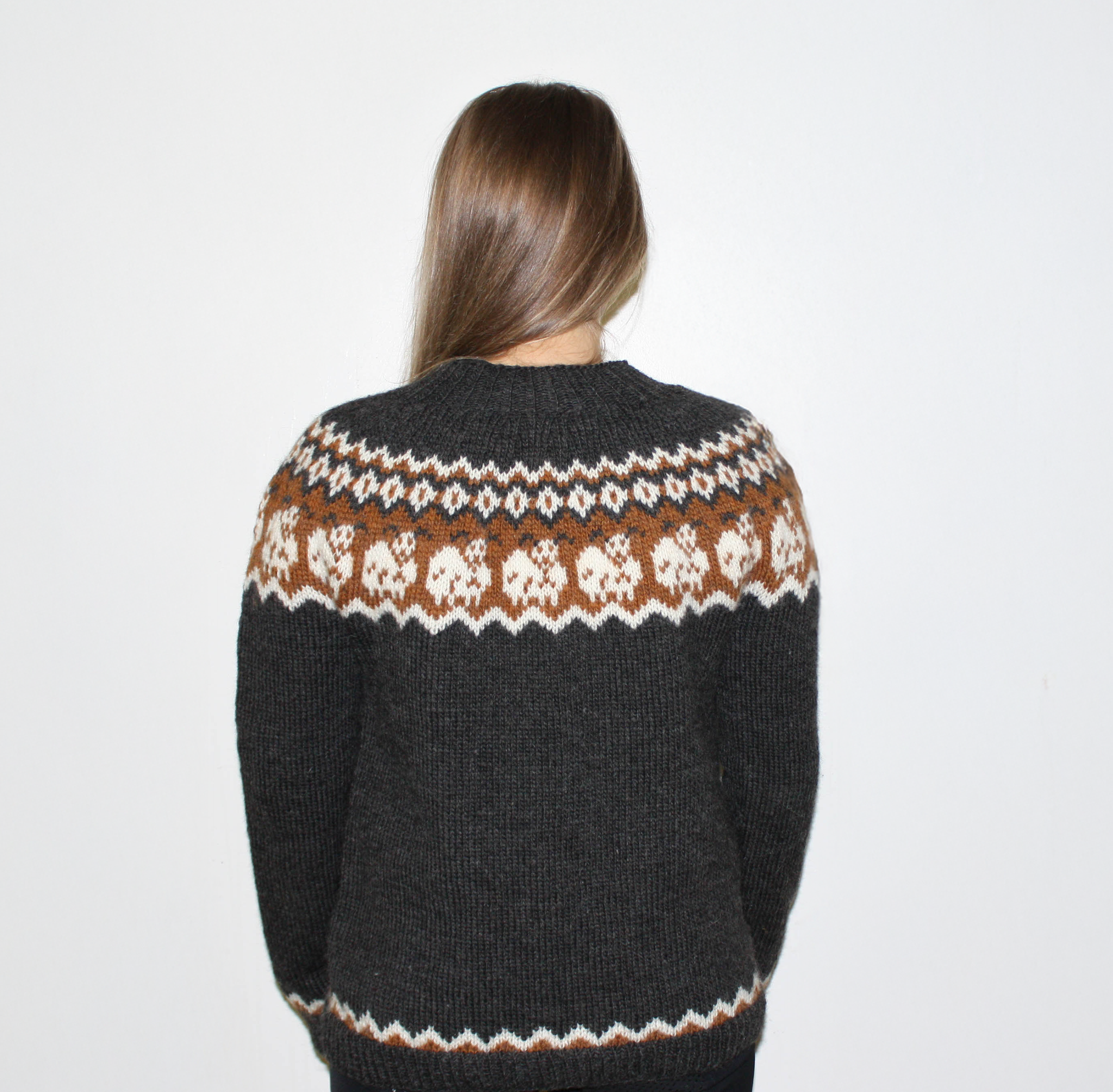 Blíða kindapeysa prjónauppskrift