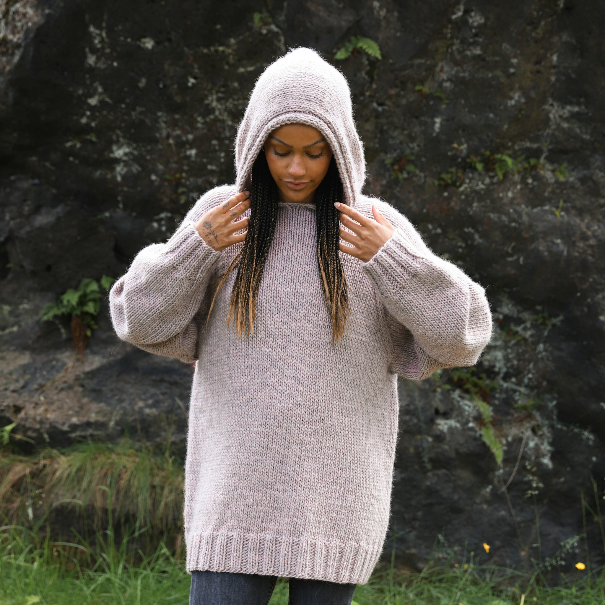 hlyleg_mlg-002_sweater-with-hood_knitting-pattern_prjonauppskrift-2.jpeg
